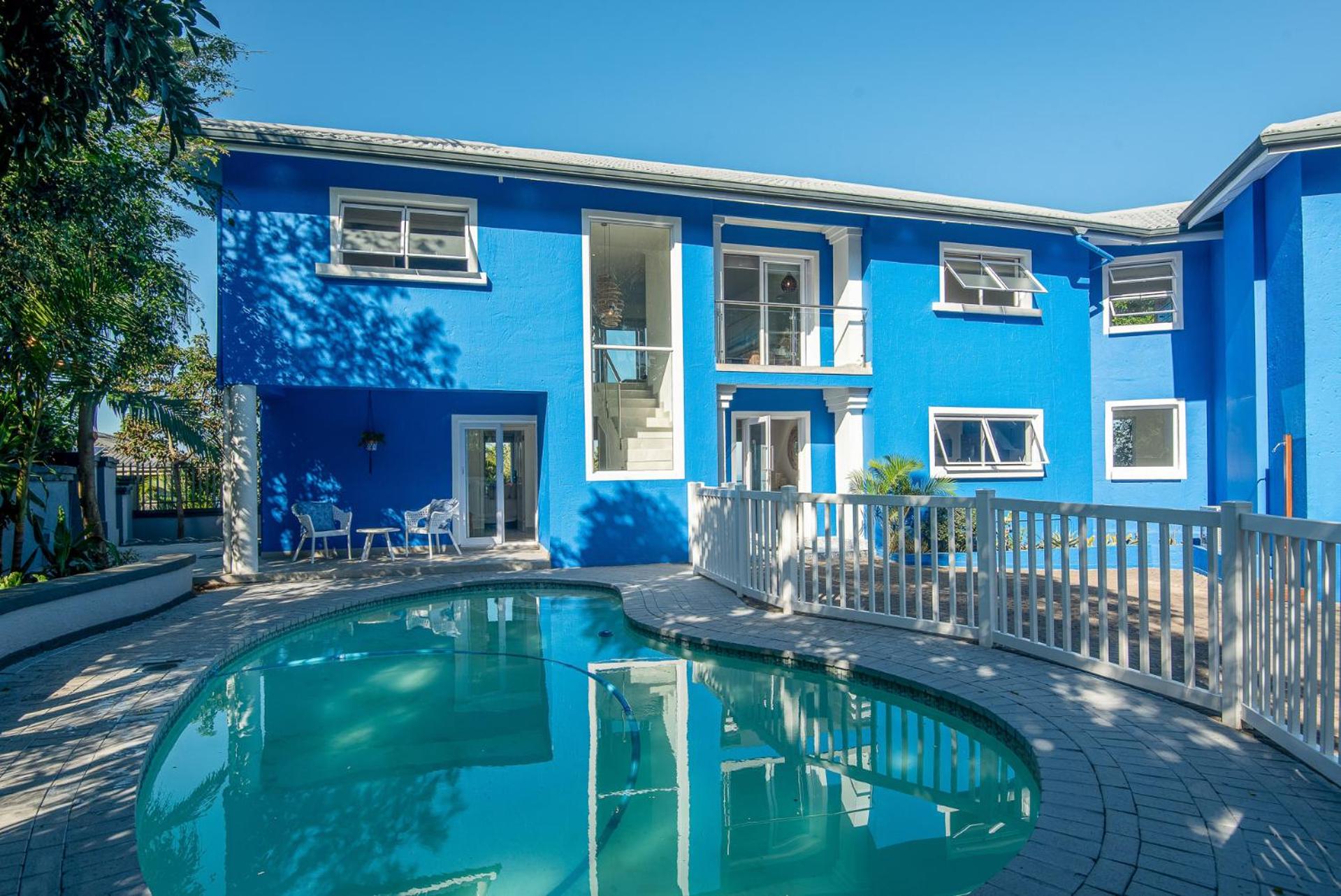 The Big Blue Luxury Ocean Villa Family House view 4