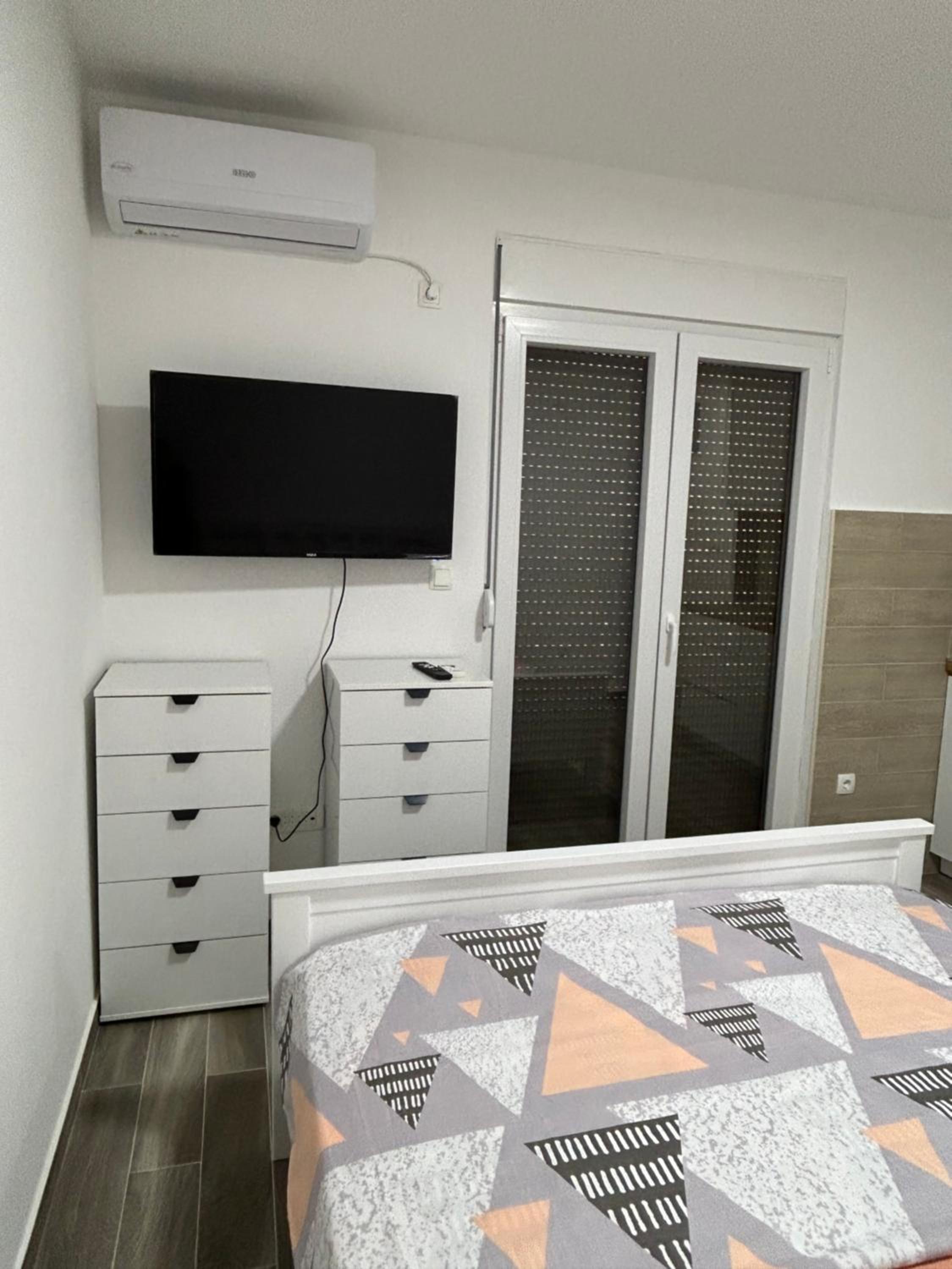 NNL Apartments