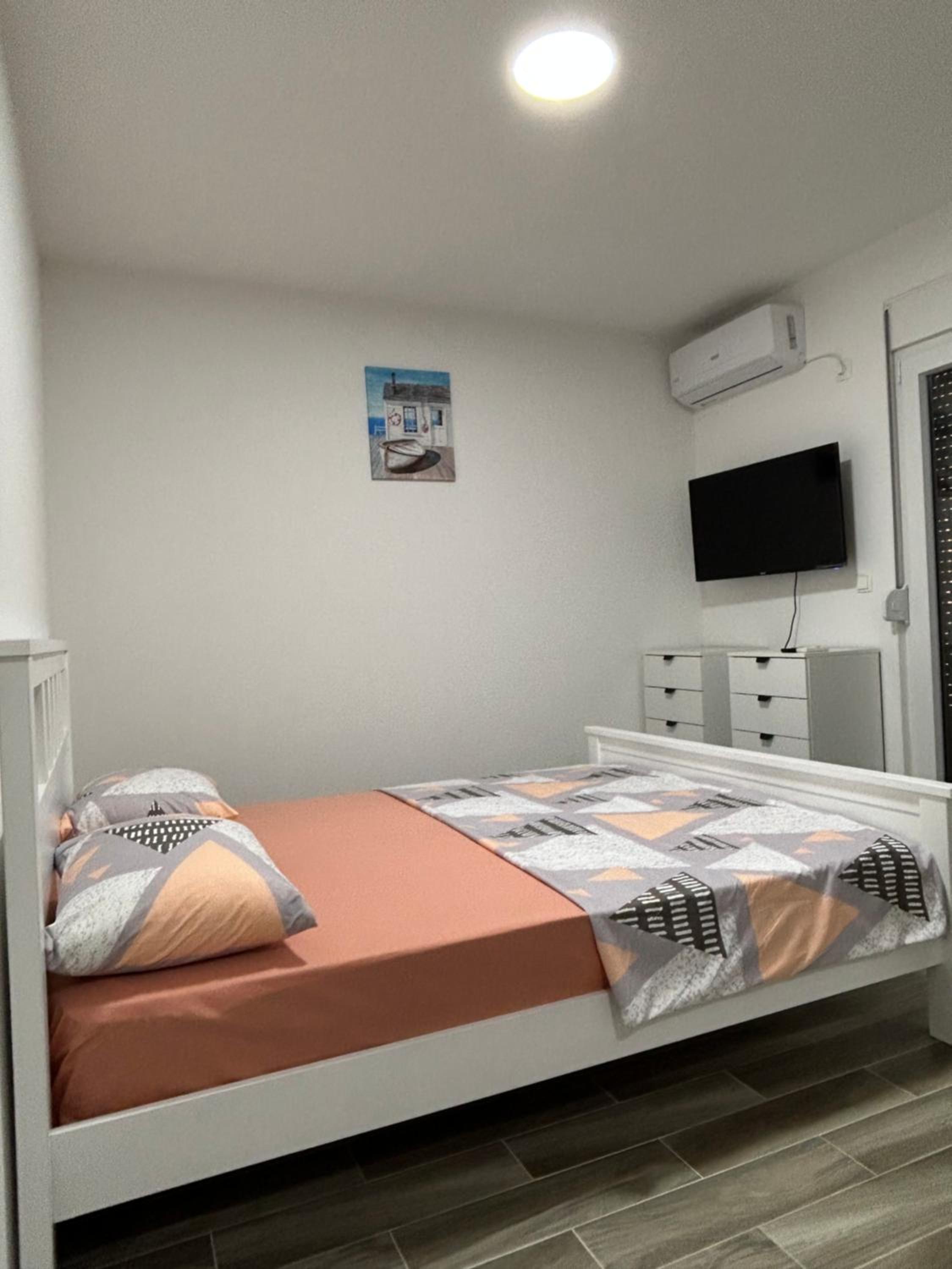 NNL Apartments