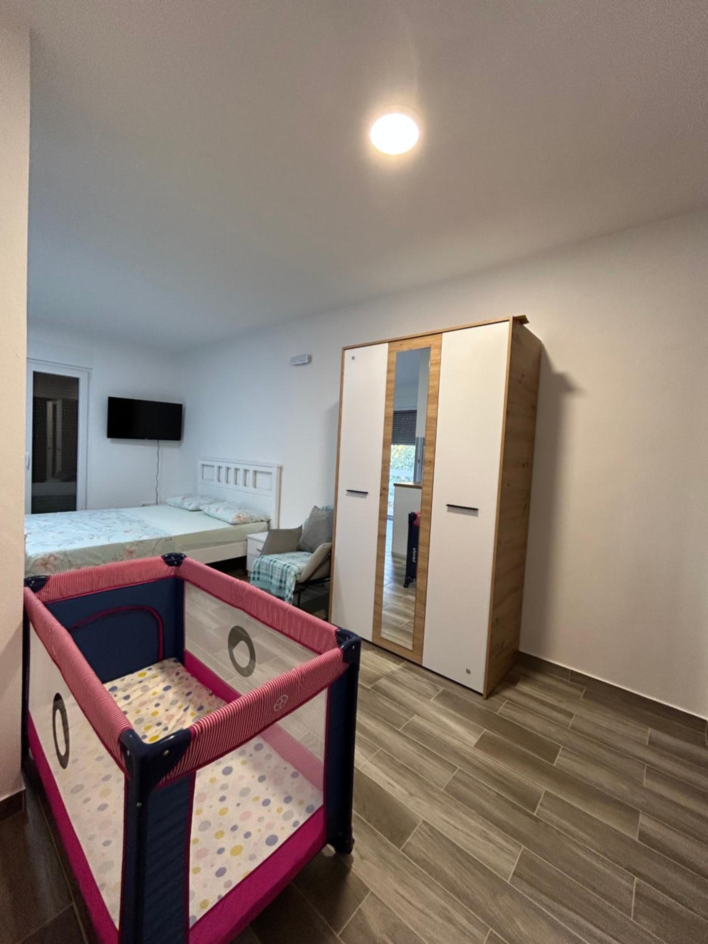 NNL Apartments