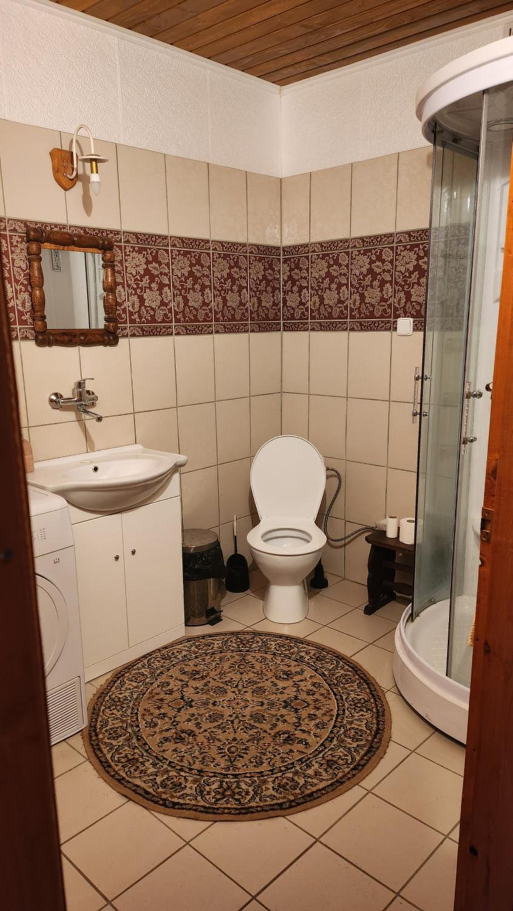 Photo 8