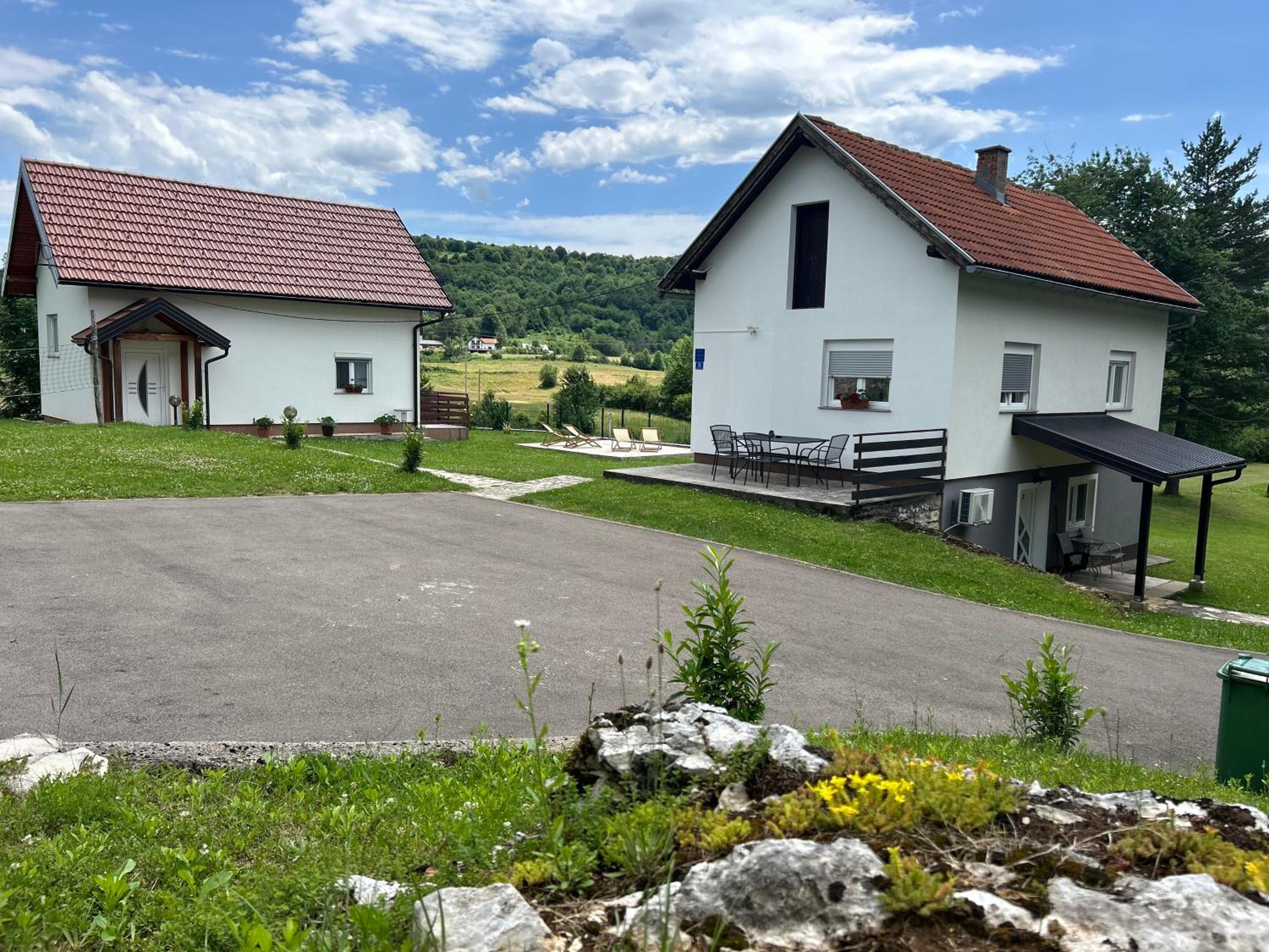 Apartments and Rooms Krizmanic