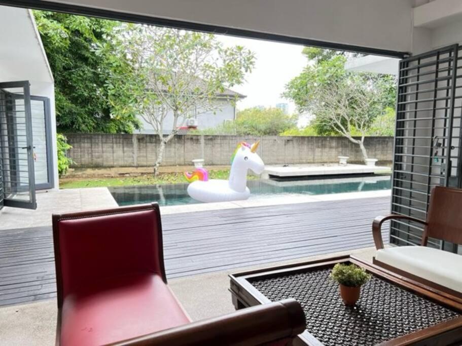 KL PJ Garden Pool Villa Karaoke photo 2
