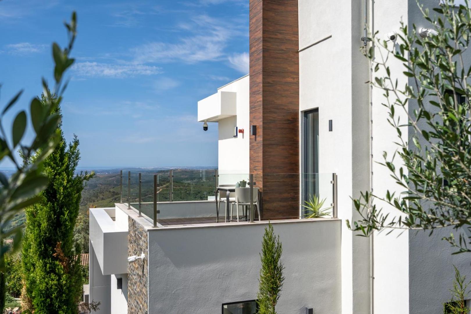 Casa da Colina view 3