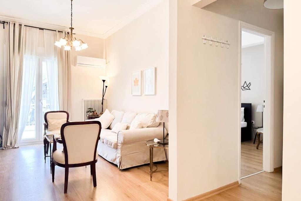 Pame Rentals - Classic Athenian Home in Koukaki