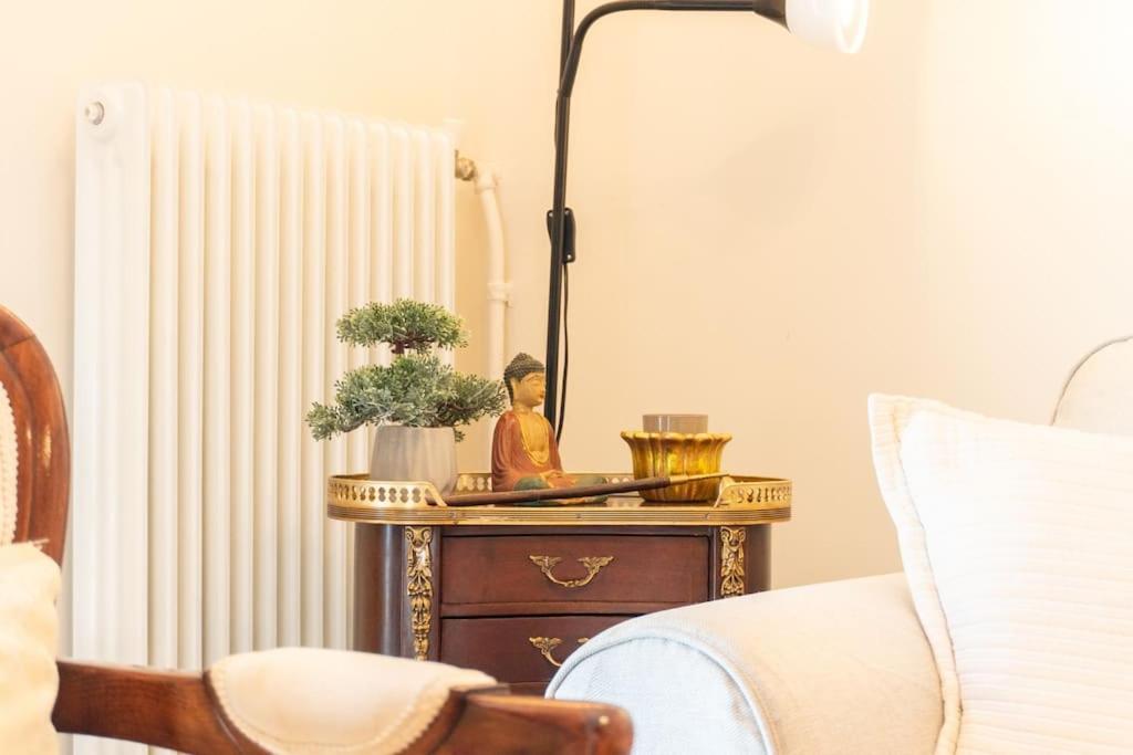 Pame Rentals - Classic Athenian Home in Koukaki