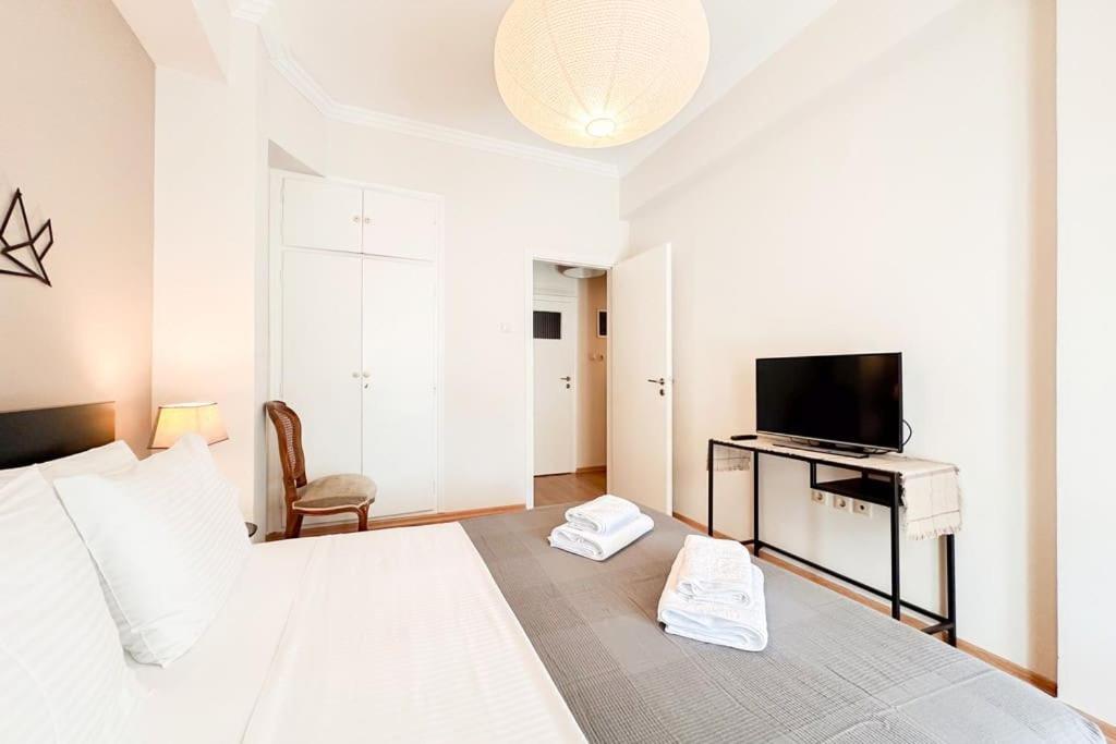 Pame Rentals - Classic Athenian Home in Koukaki