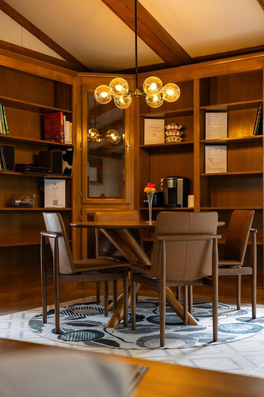 meeting & event spaces