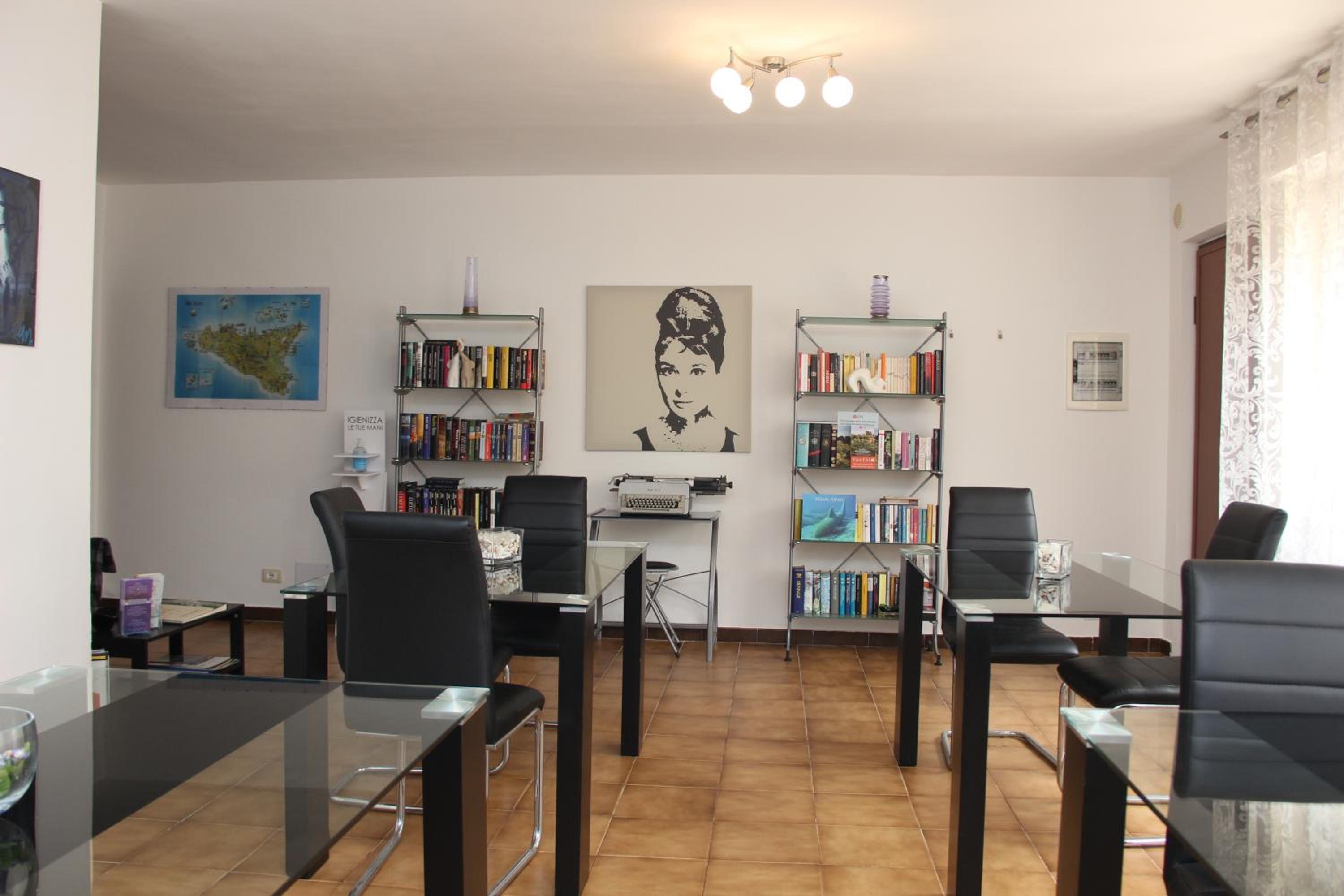 Photo 12