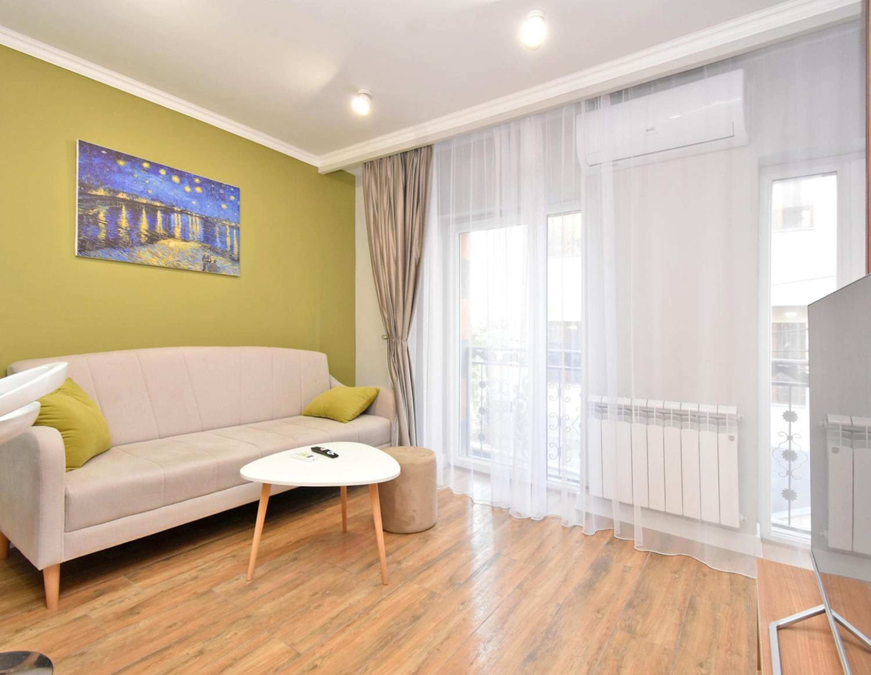 Rester Center Apartment
