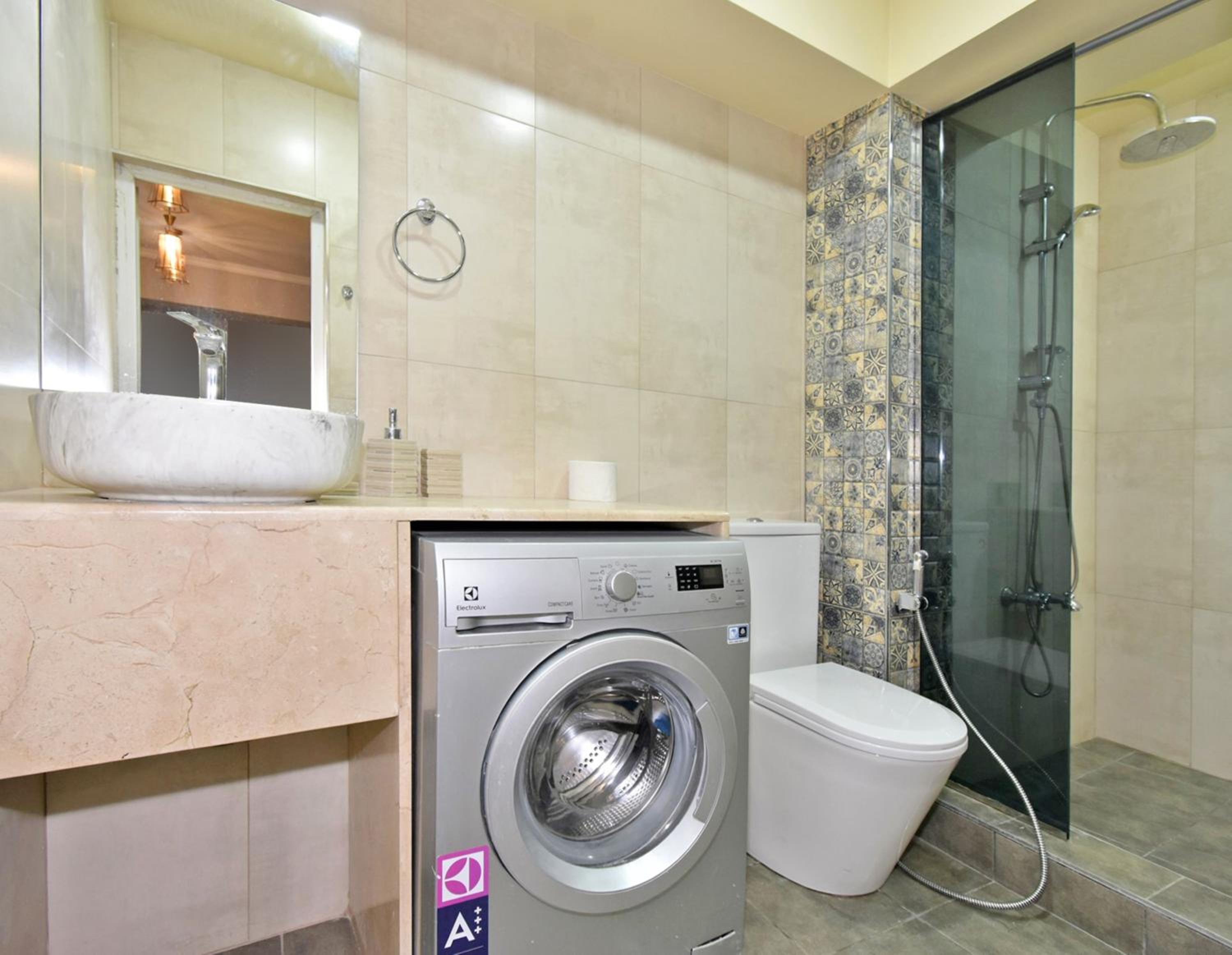 Rester Center Apartment