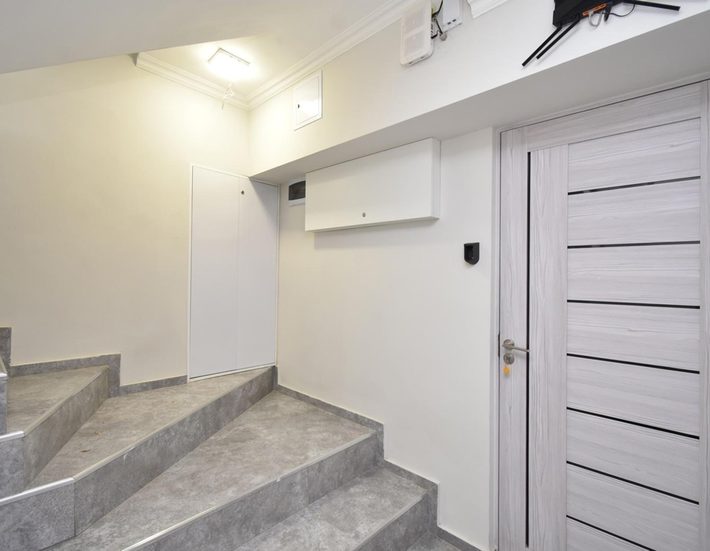 Rester Center Apartment