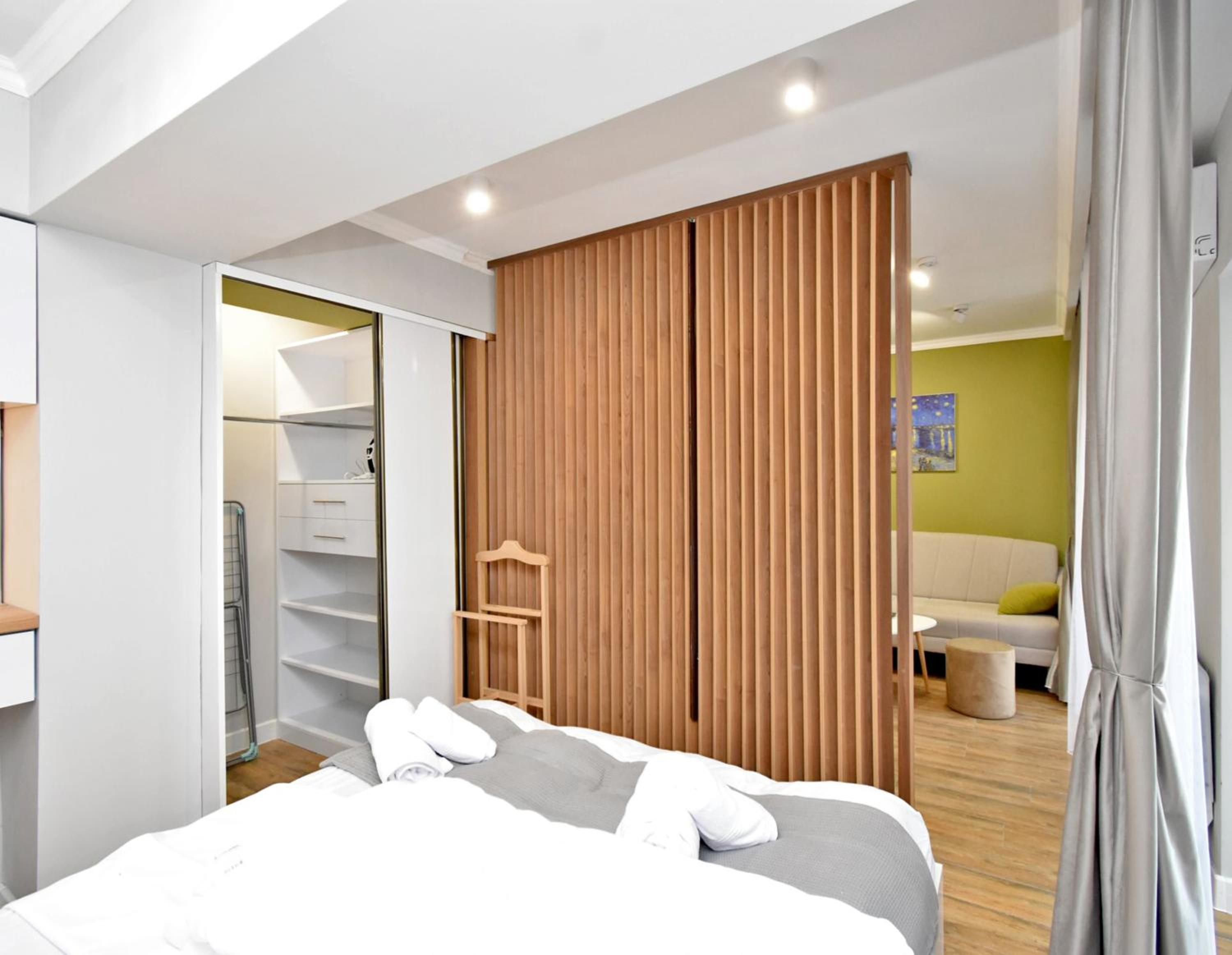 Rester Center Apartment