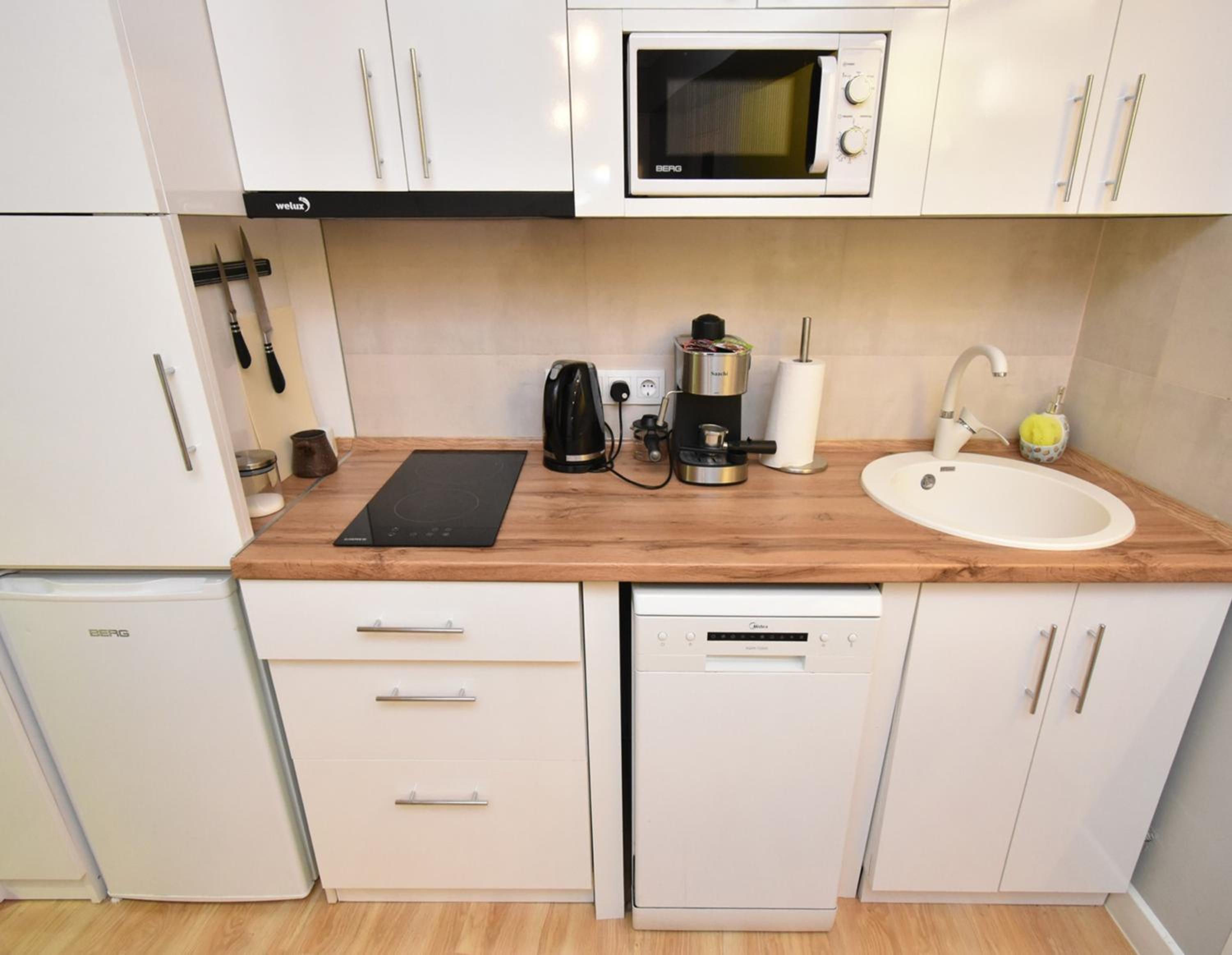 Rester Center Apartment