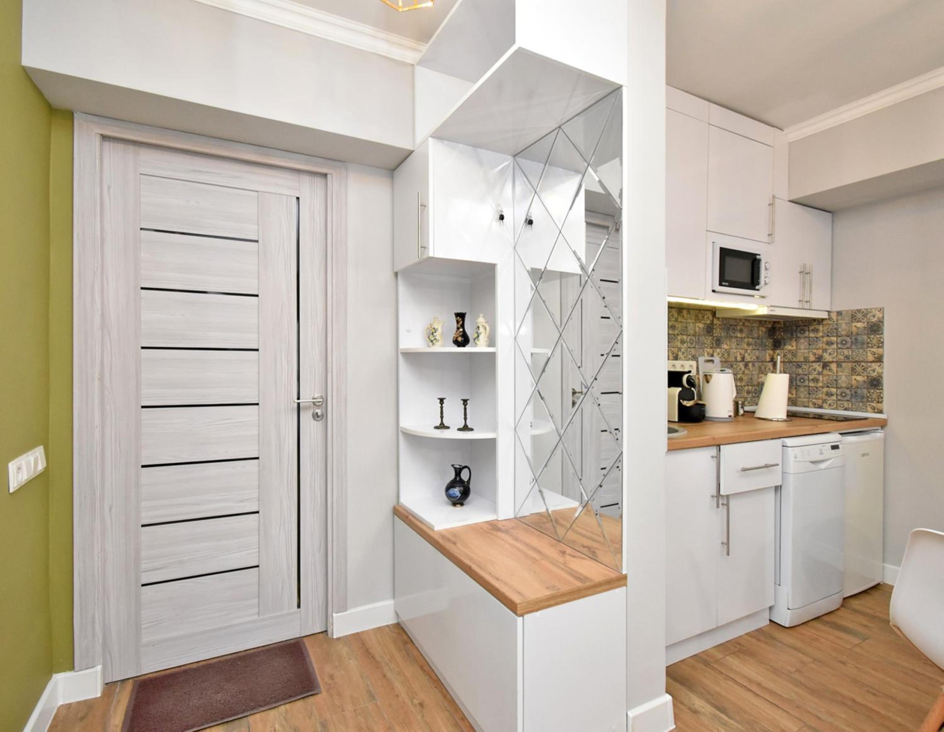Rester Center Apartment