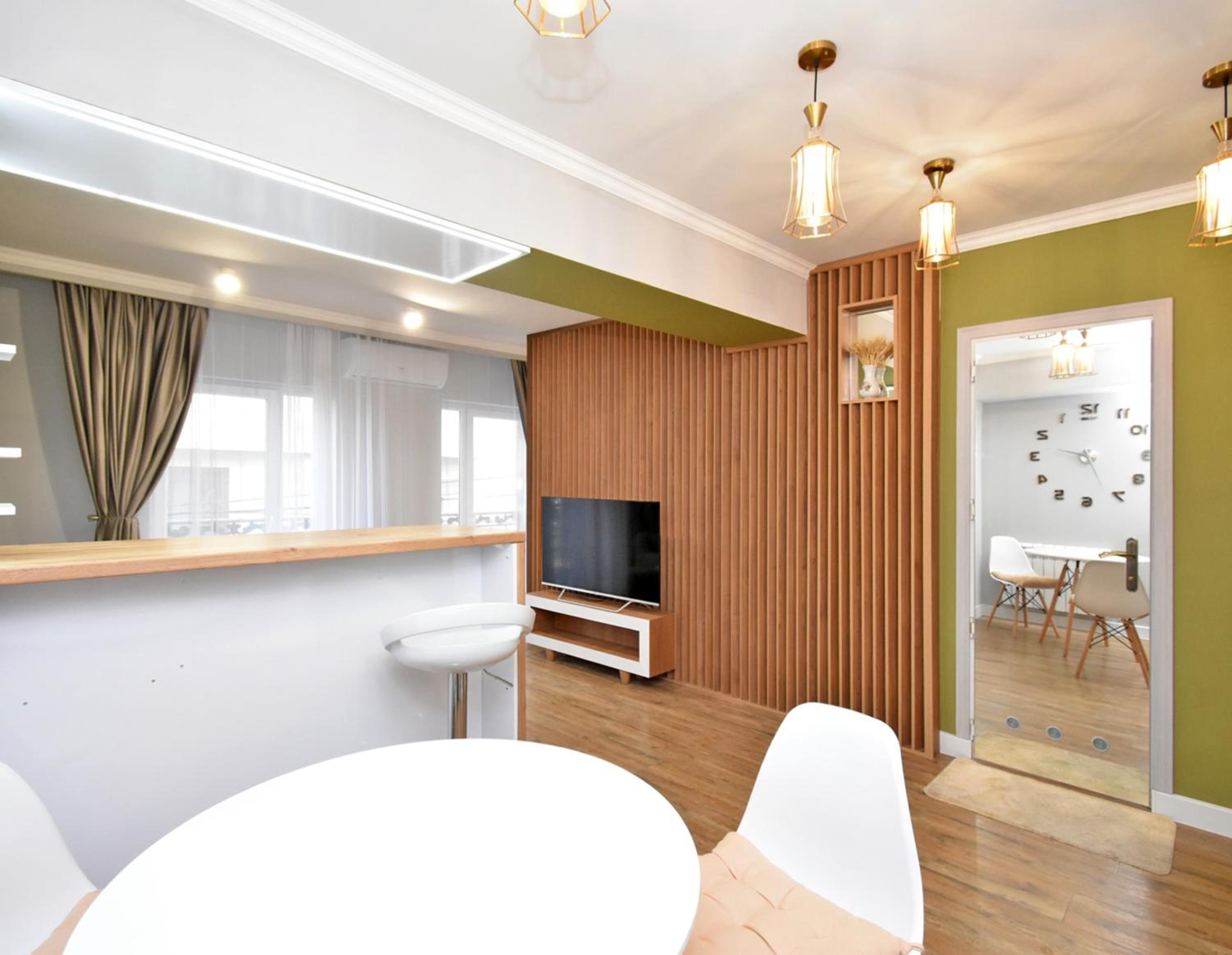 Rester Center Apartment