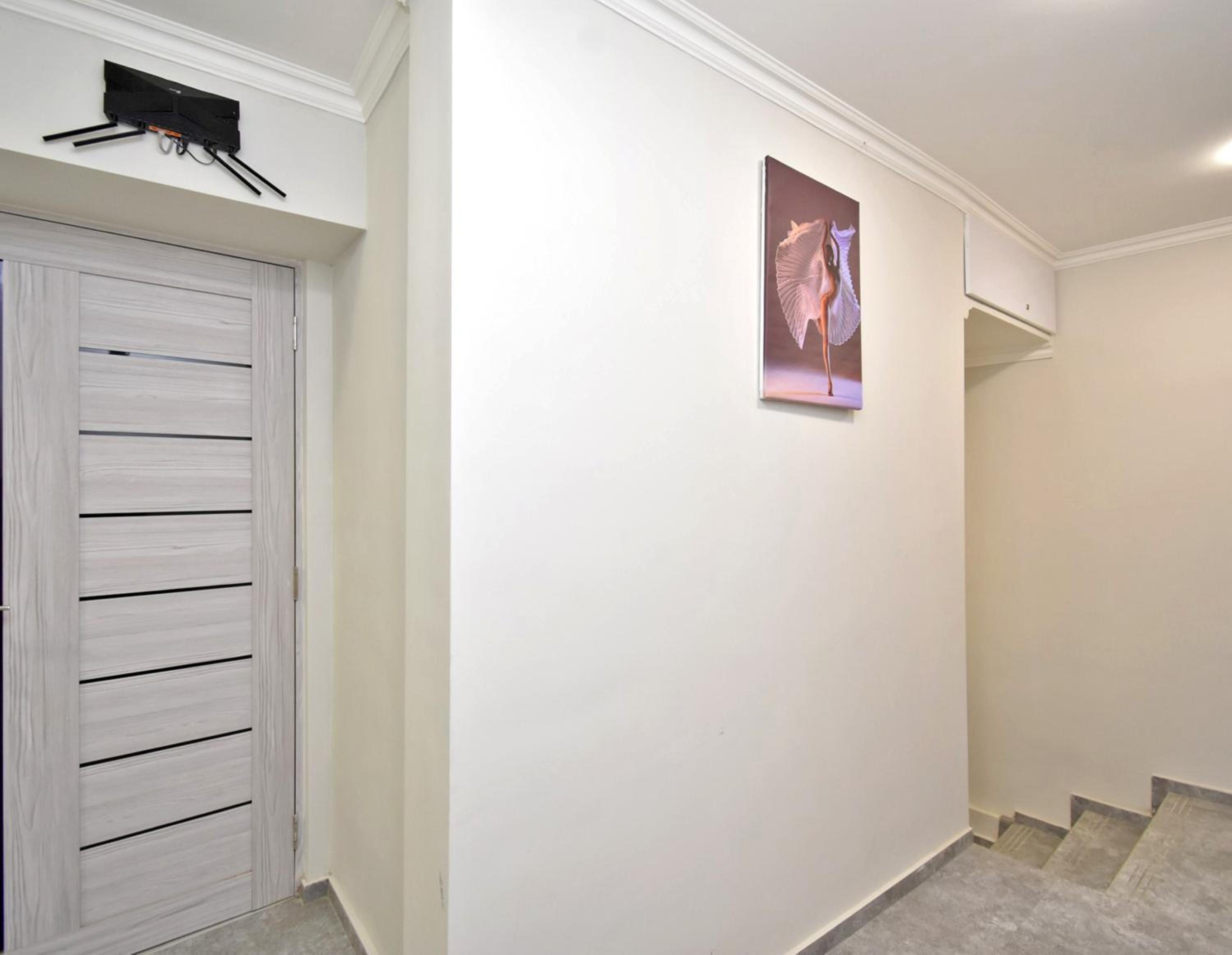Rester Center Apartment