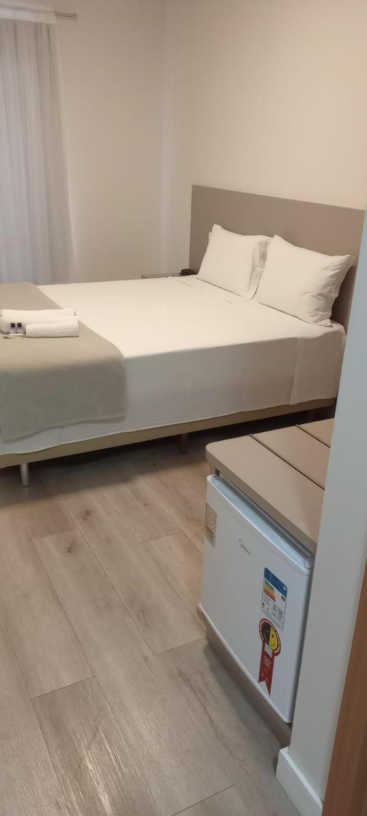 HOTEL CALIFÓRNIA