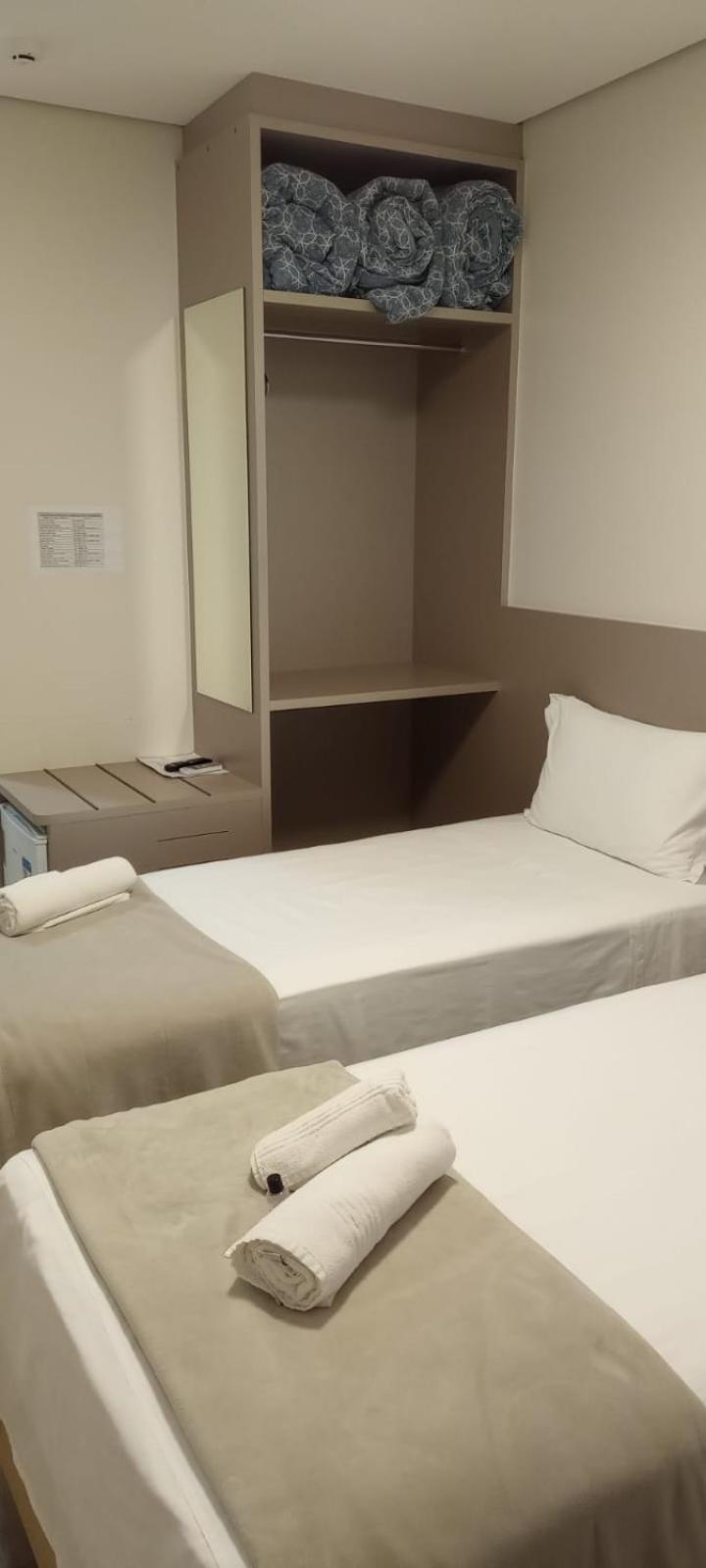 HOTEL CALIFÓRNIA