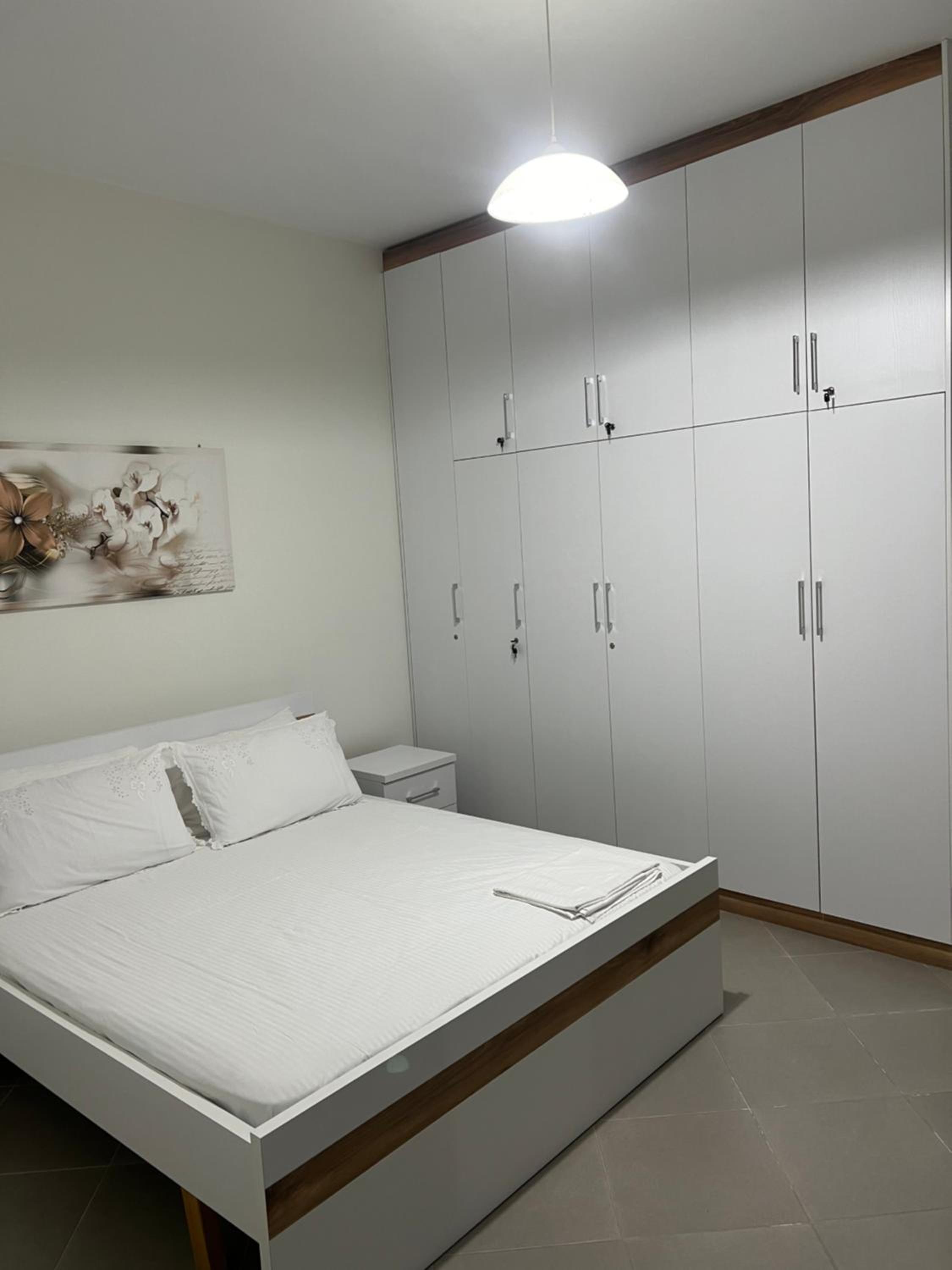 Amazing familiar apartments and rooms