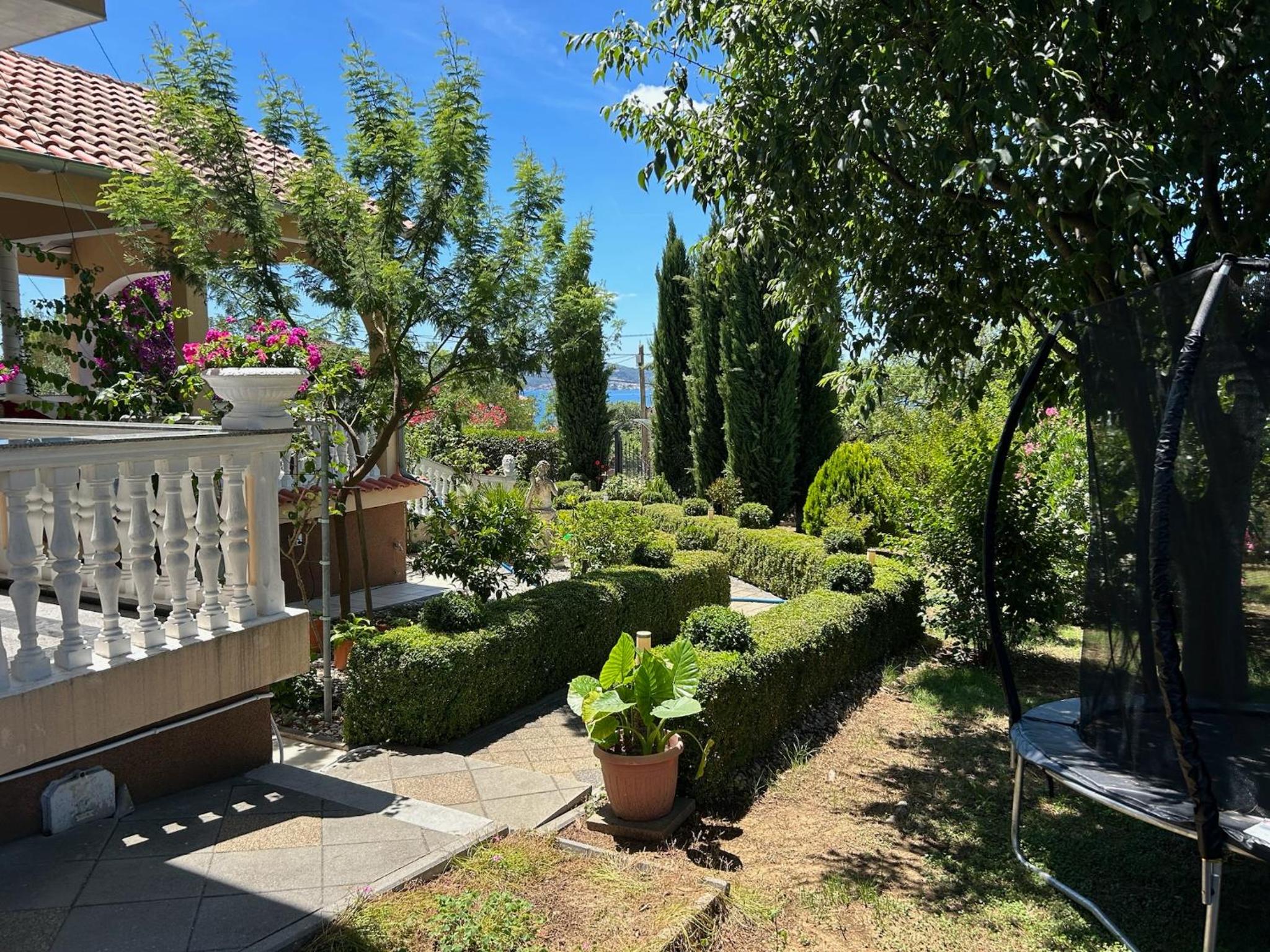 Holiday Home Villa Romantica view 3