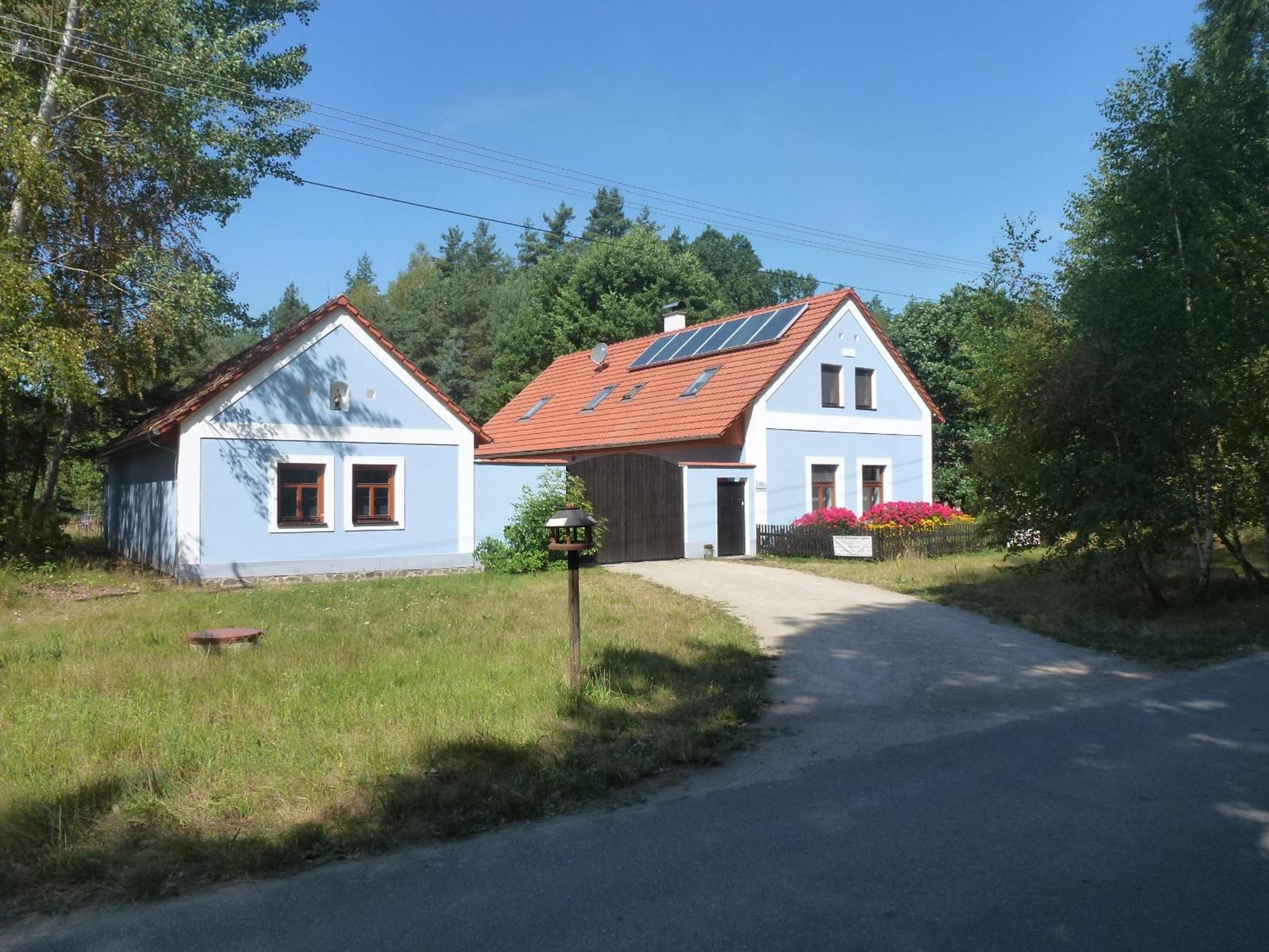 Penzion U hájovny u pískoven - Vlkov view 2