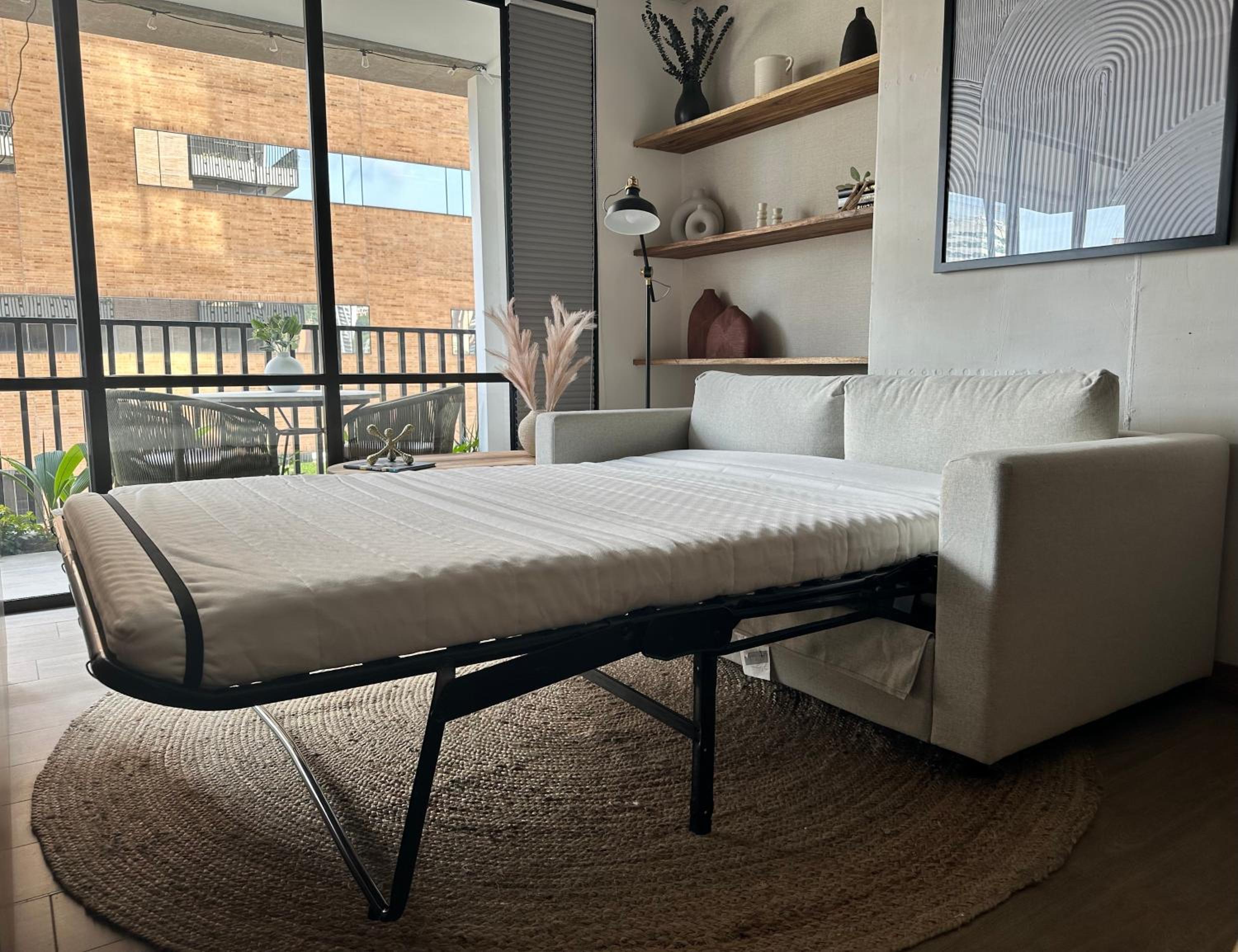 Brand new loft 1BR Balcony