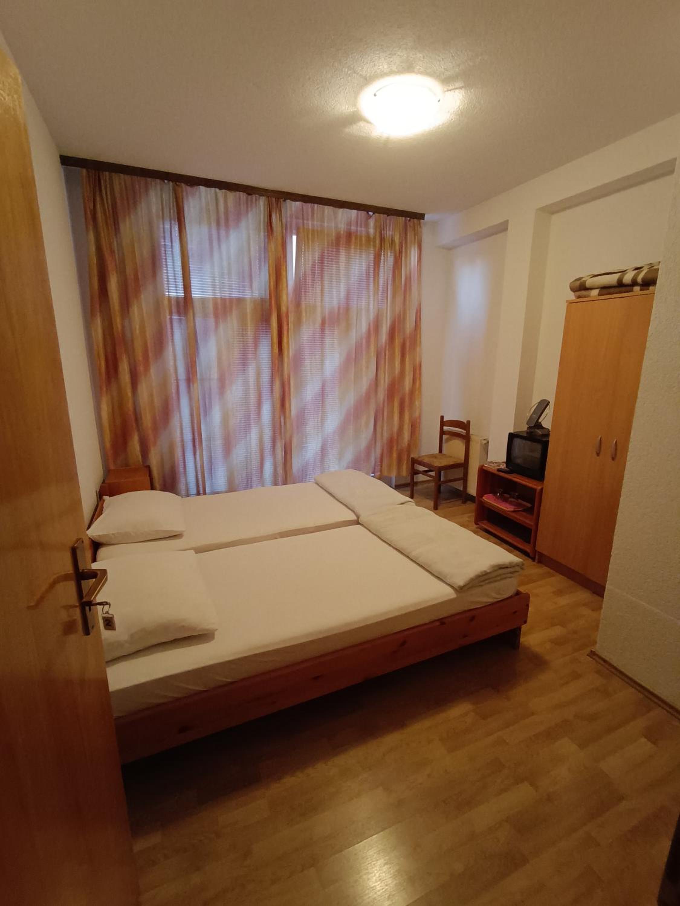 Prenociste Cazin
