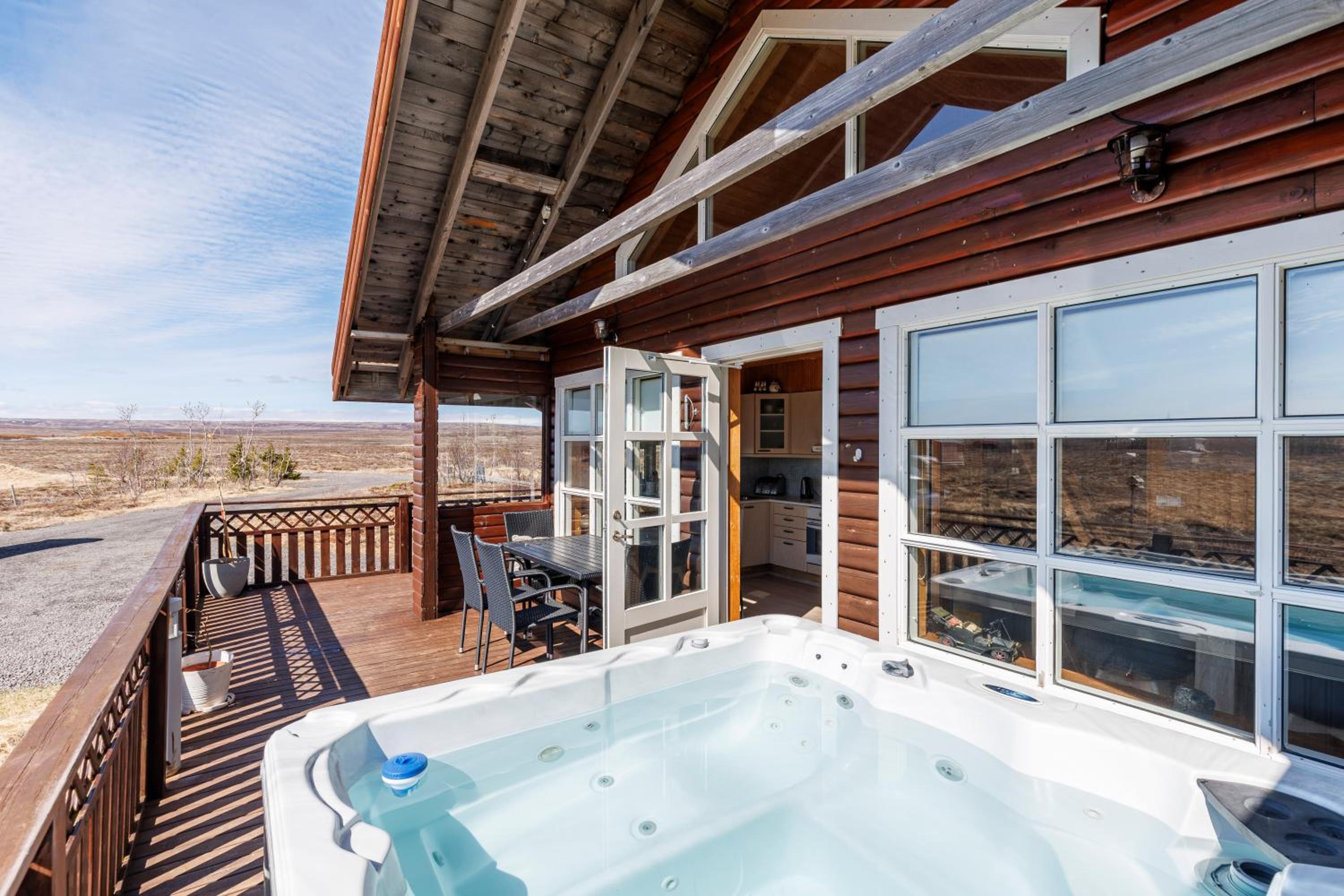 Cozy cottage house located at Golden Circle view 5