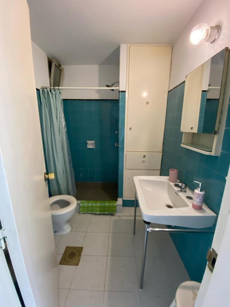 Apartamento en Peninsula , excelente ubicación a metros de la playa view 5