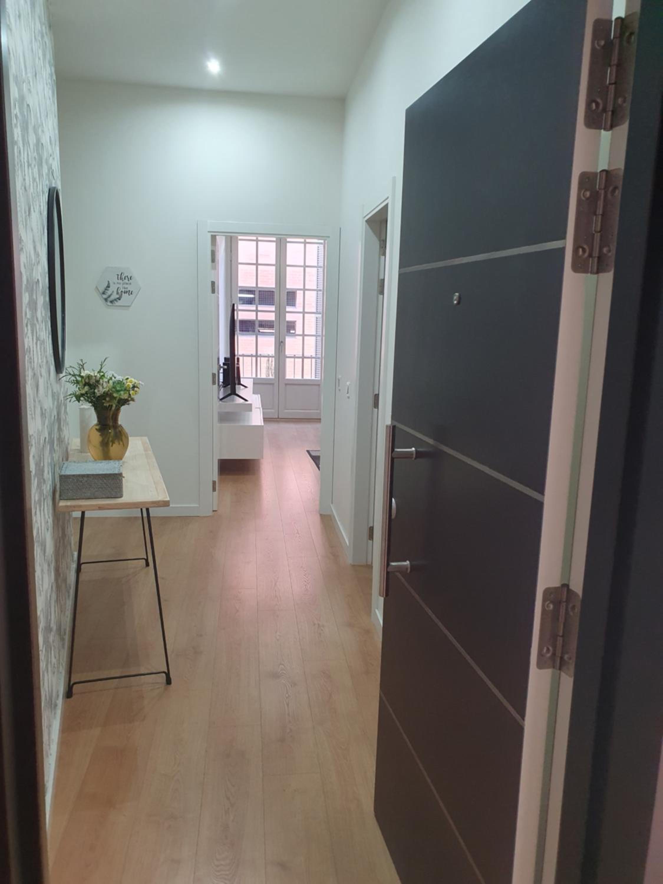 Beautiful Historic Center Apt!