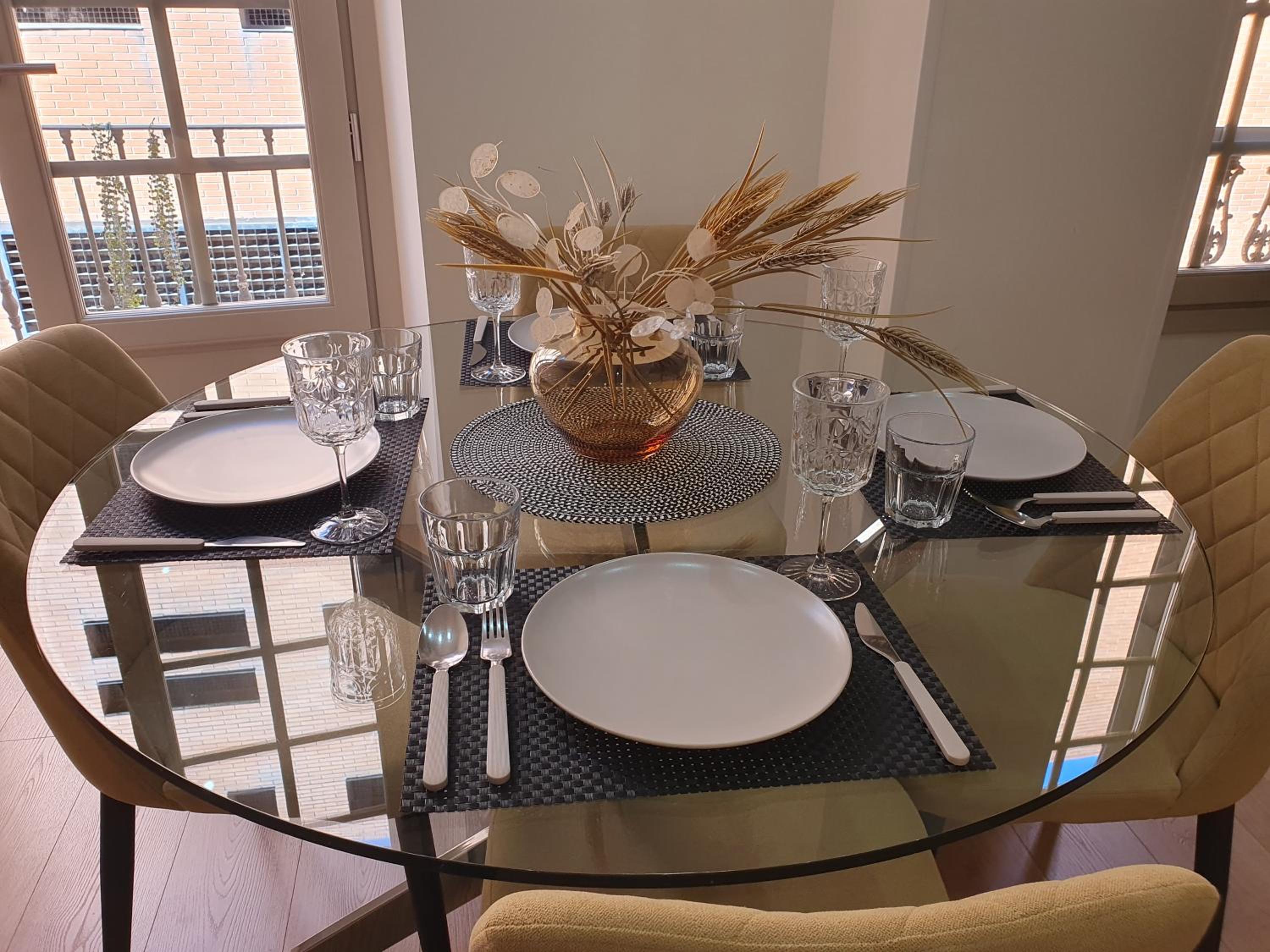 Beautiful Historic Center Apt!