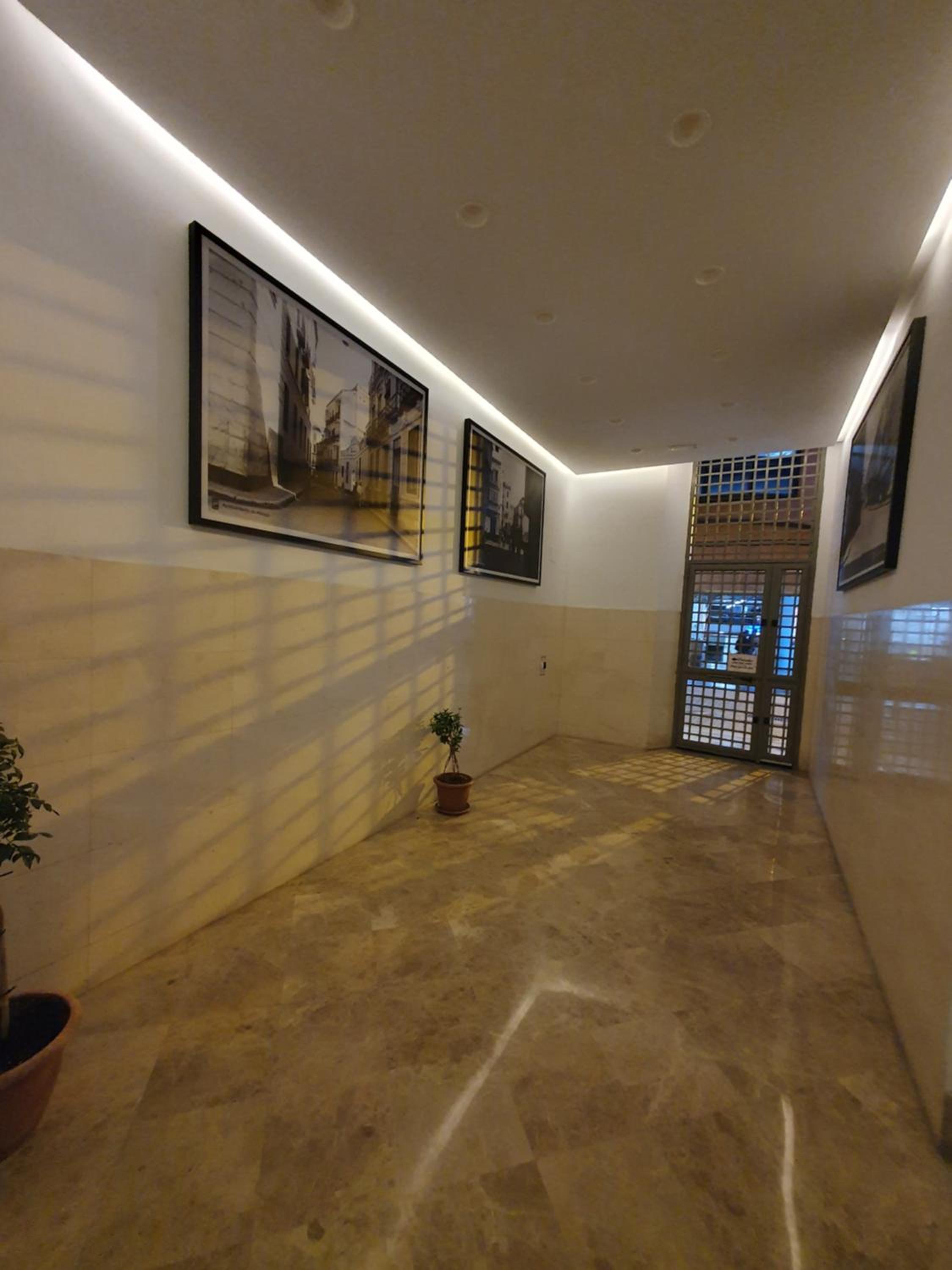 Beautiful Historic Center Apt!