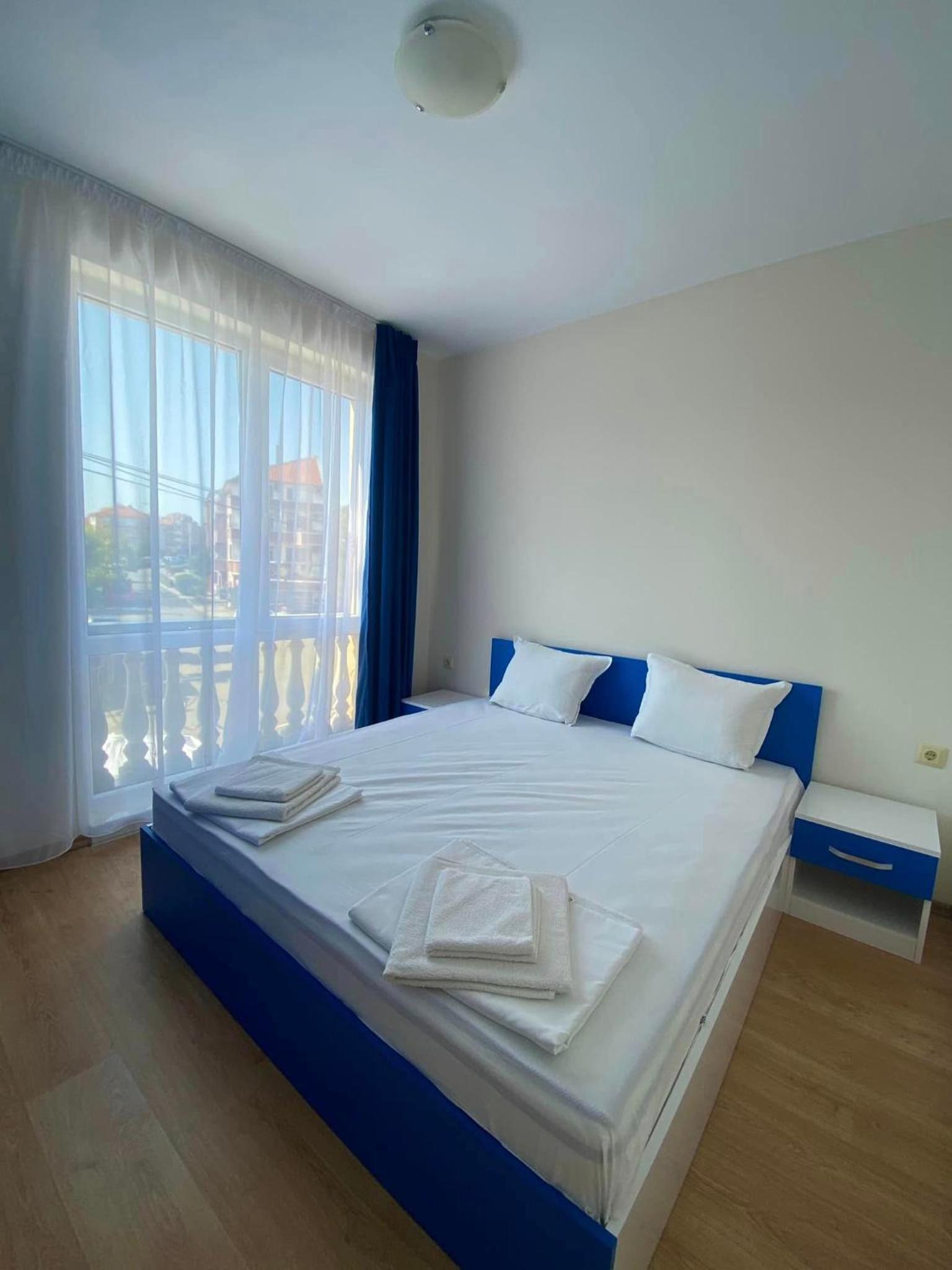 Irina Apartments
