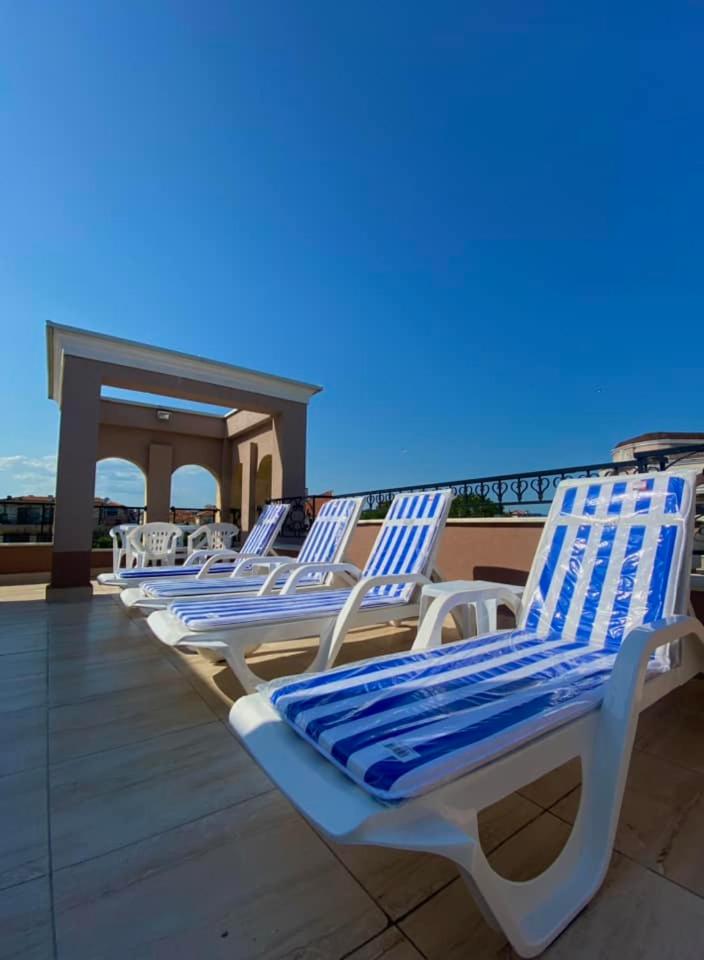 Irina Apartments