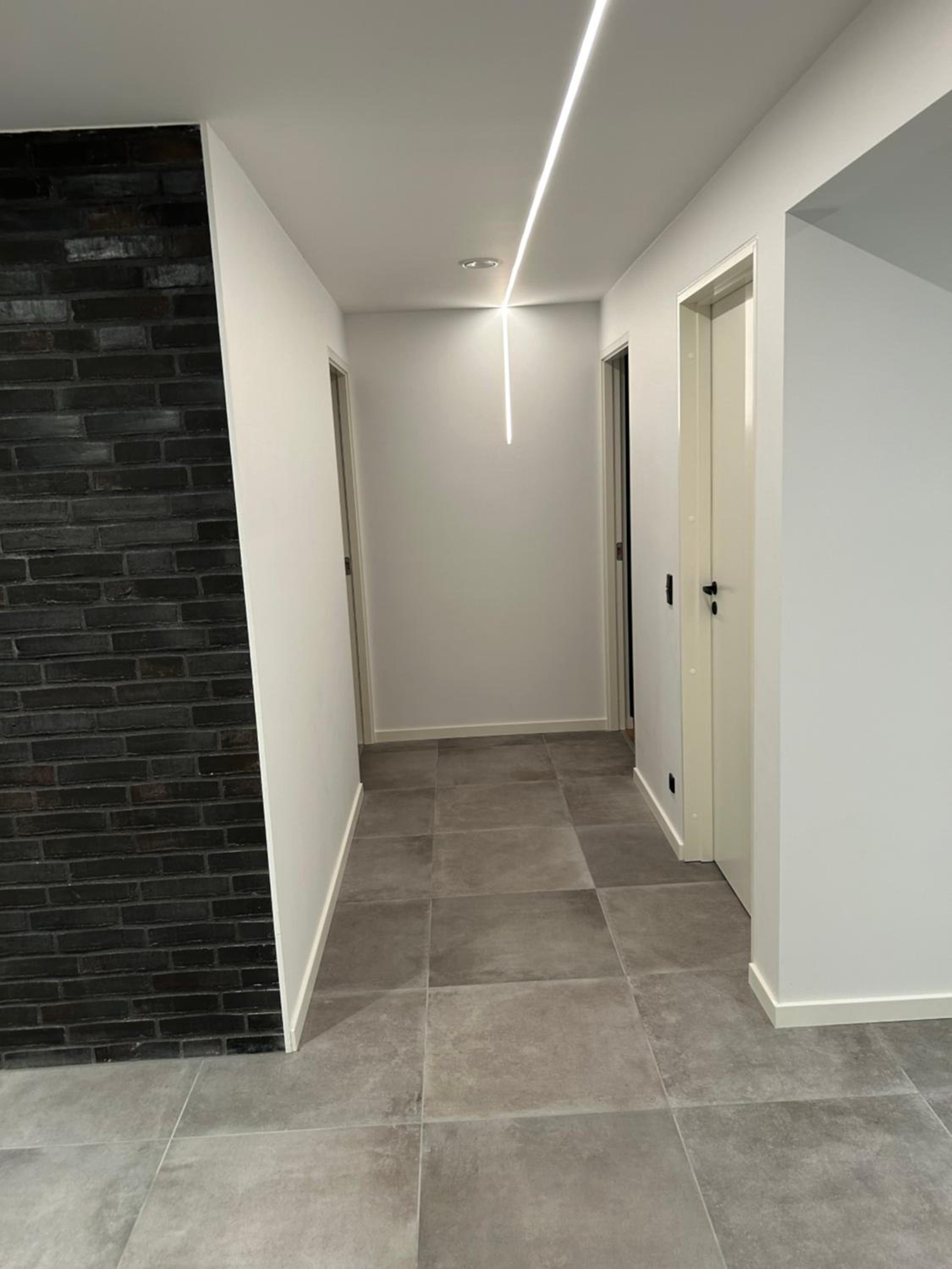 Bright, Quiet, Comfortable Room In A Luxury Home view 4