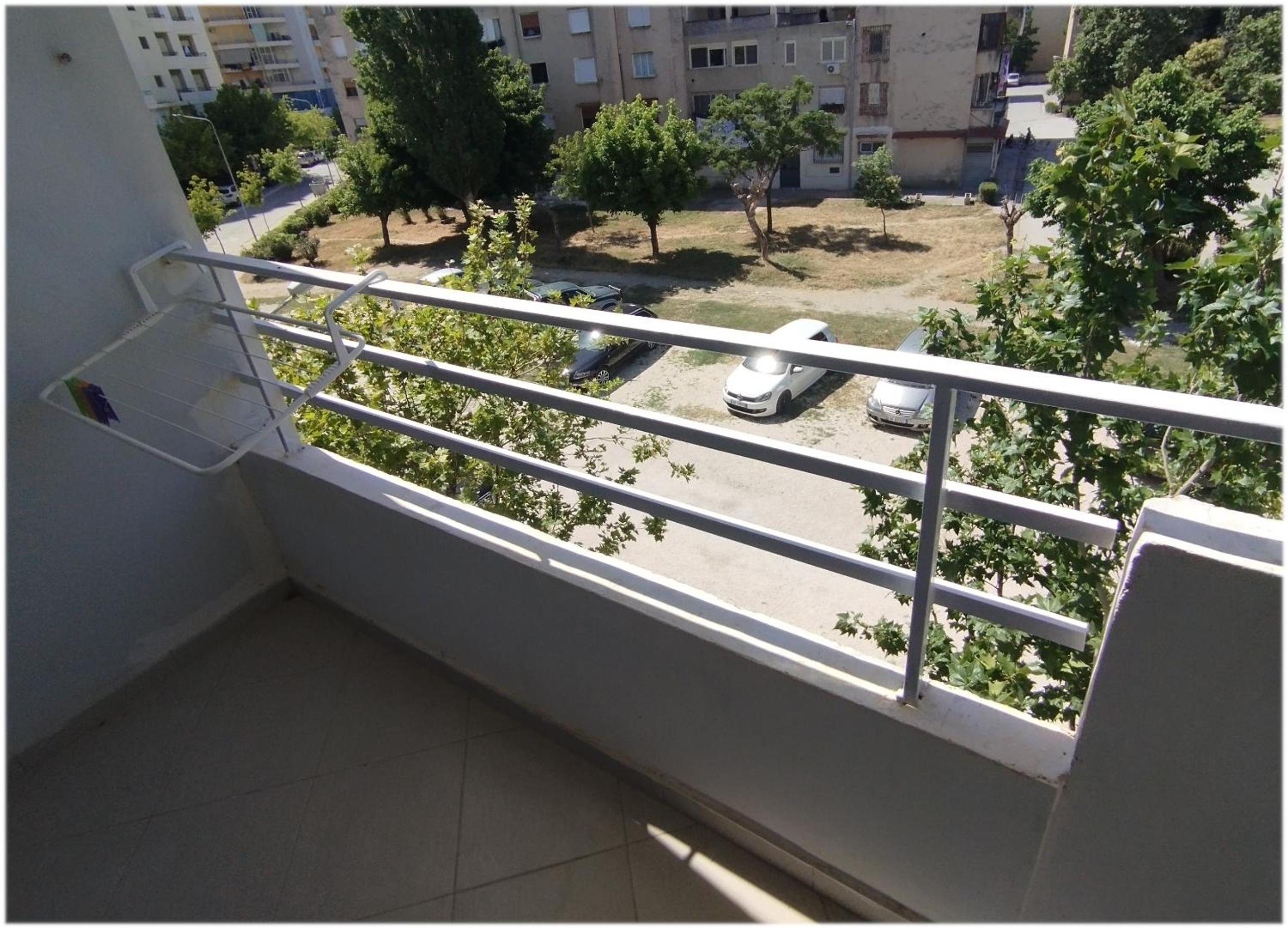 Irek's Vlora Plazhi i Vjeter Apartments