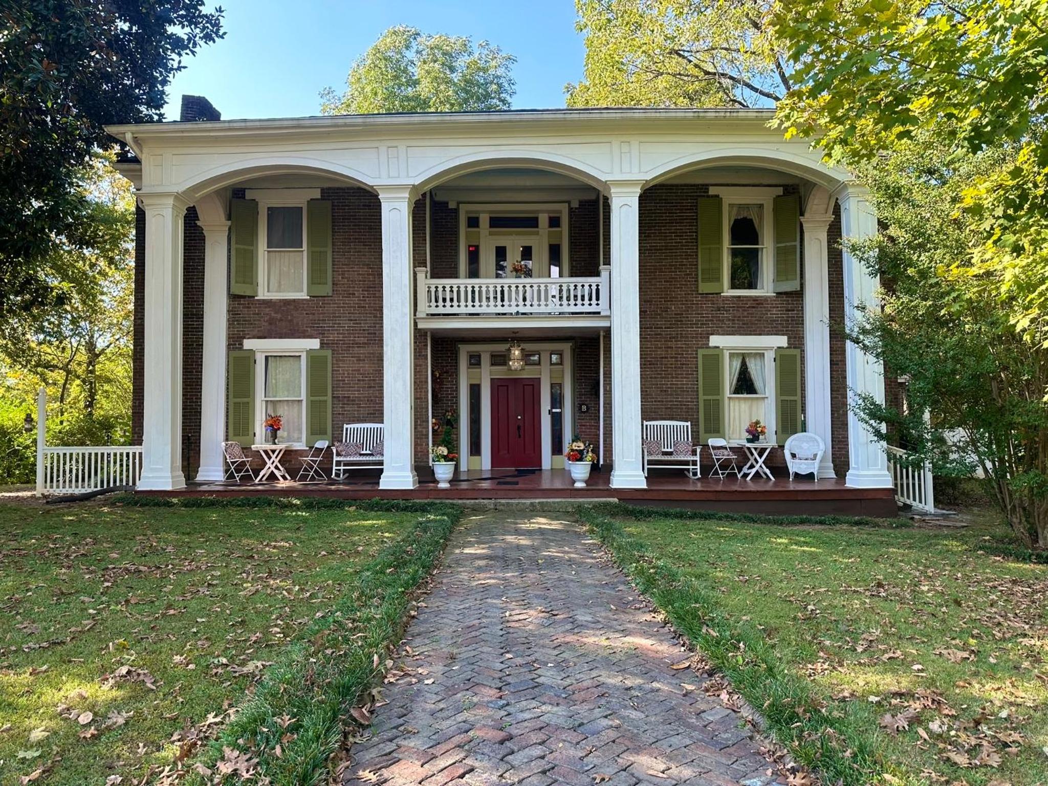 Belmont Inn