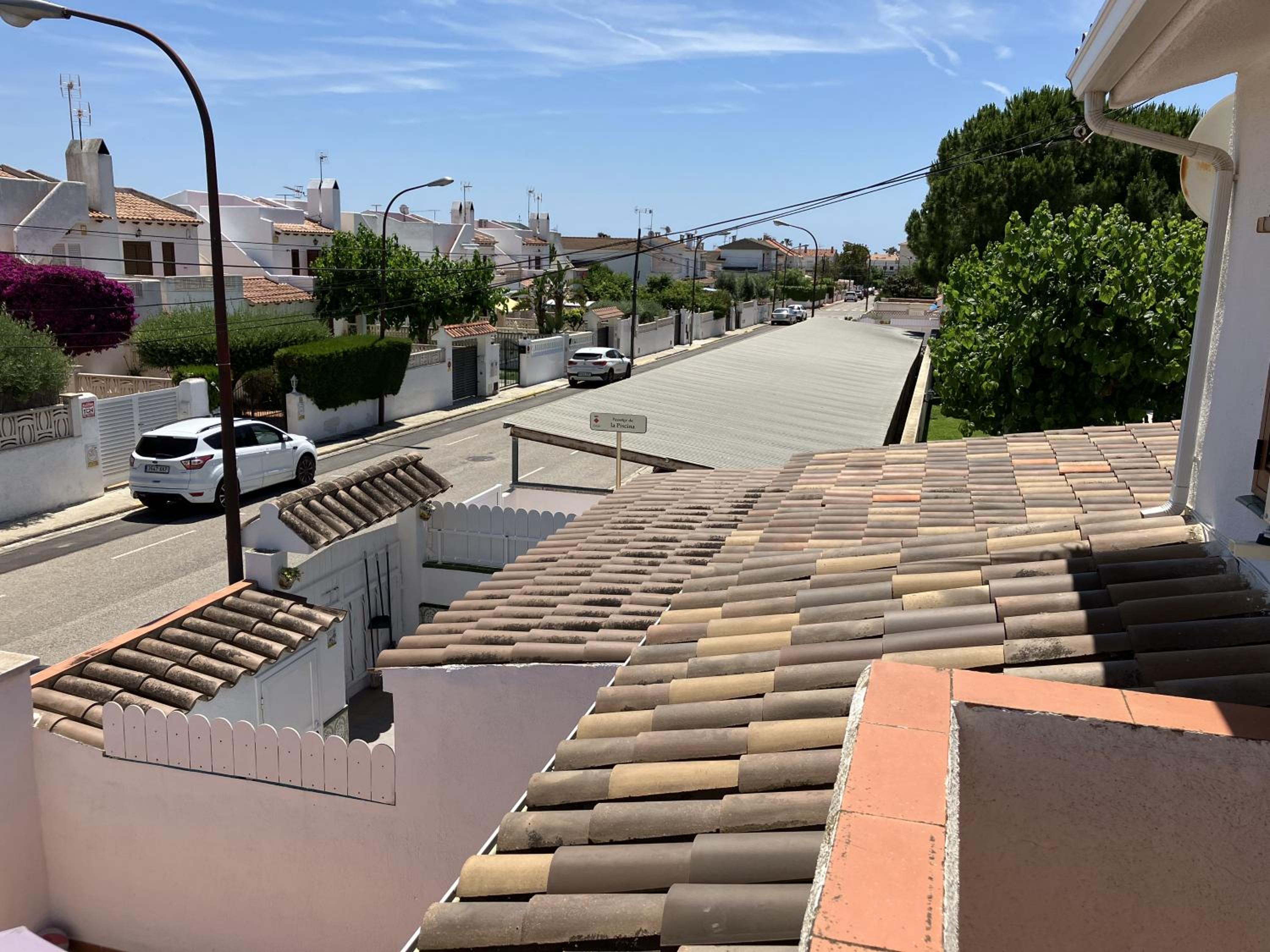 Costa Dorada Beach Villa with Shared Pool and Terrace