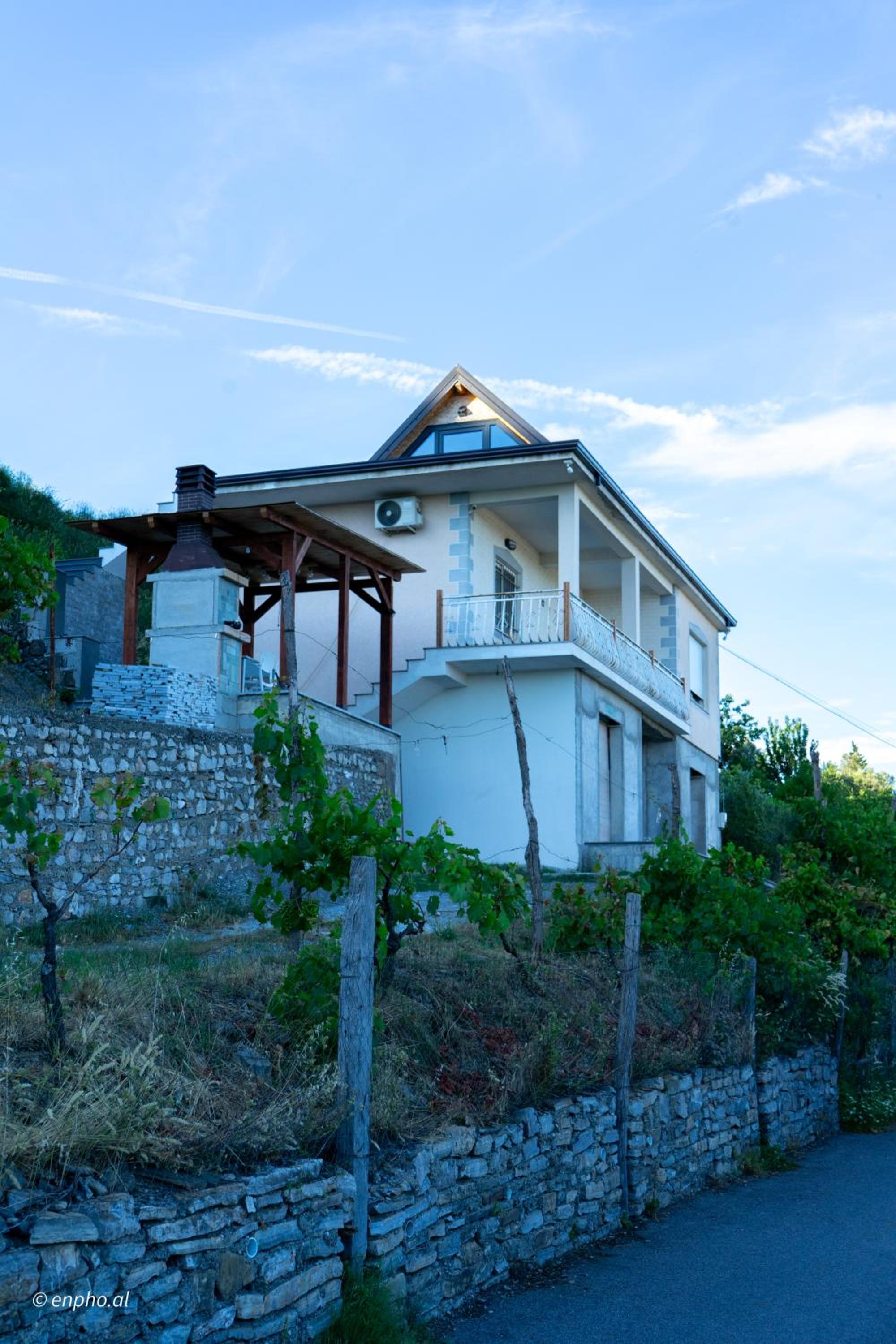 SunHill Villa