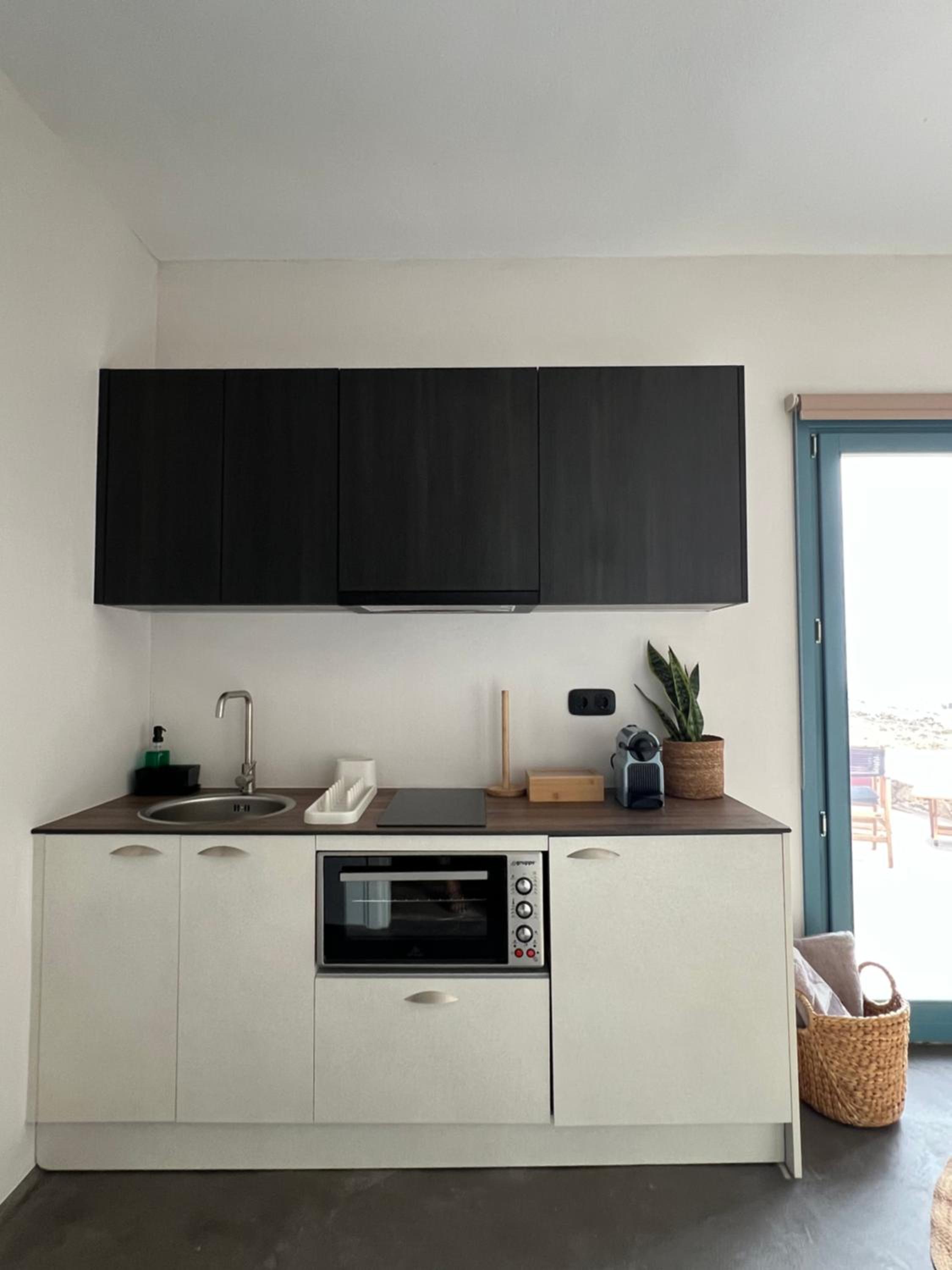 Thronos Suites photo 3