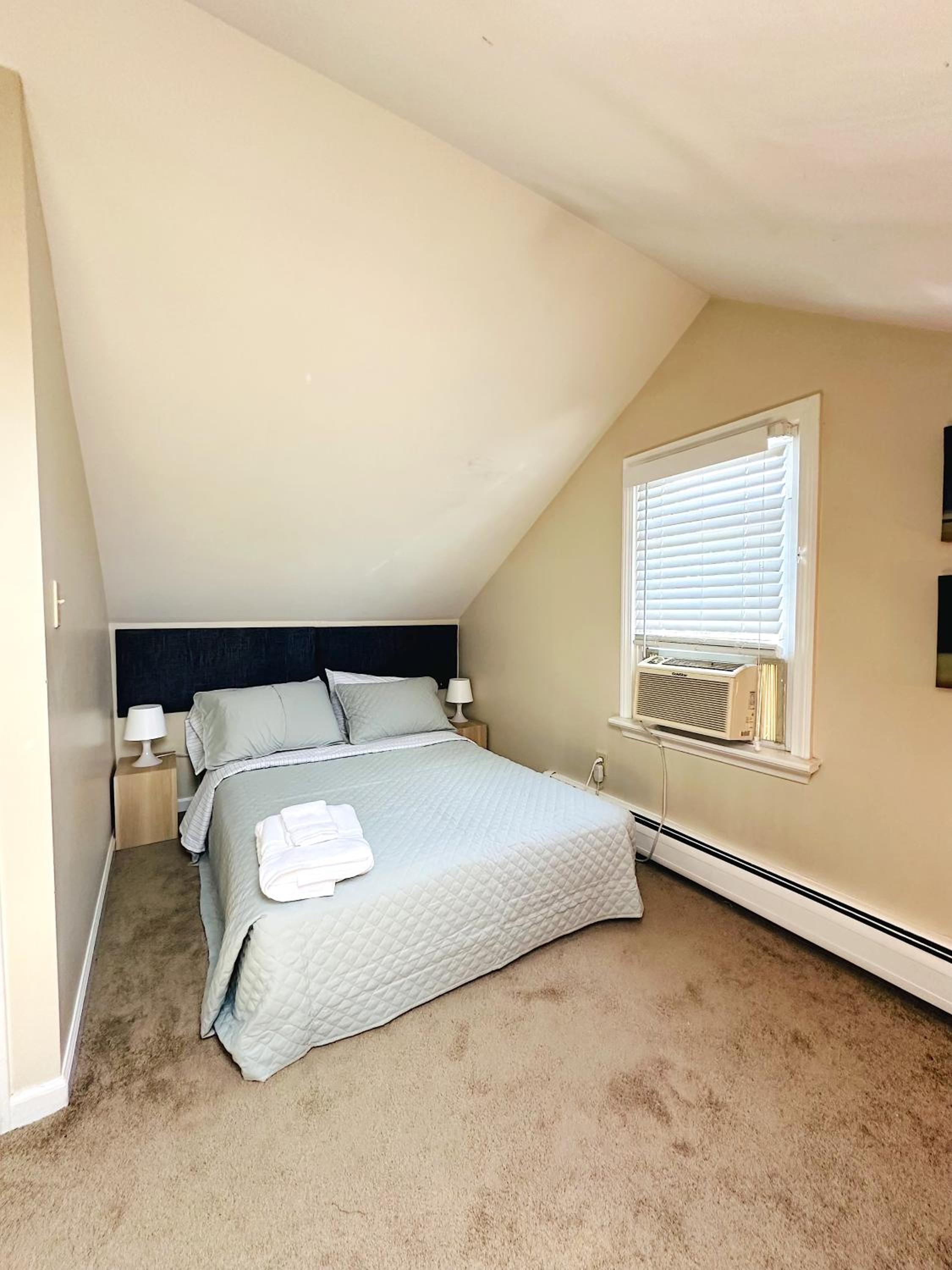 Norwalk Vacations - Cozy, pleasant 2BR apt in Beach community! - Property Image 15