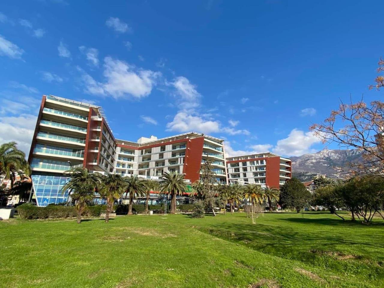 Apartment TQ Plaza view 5