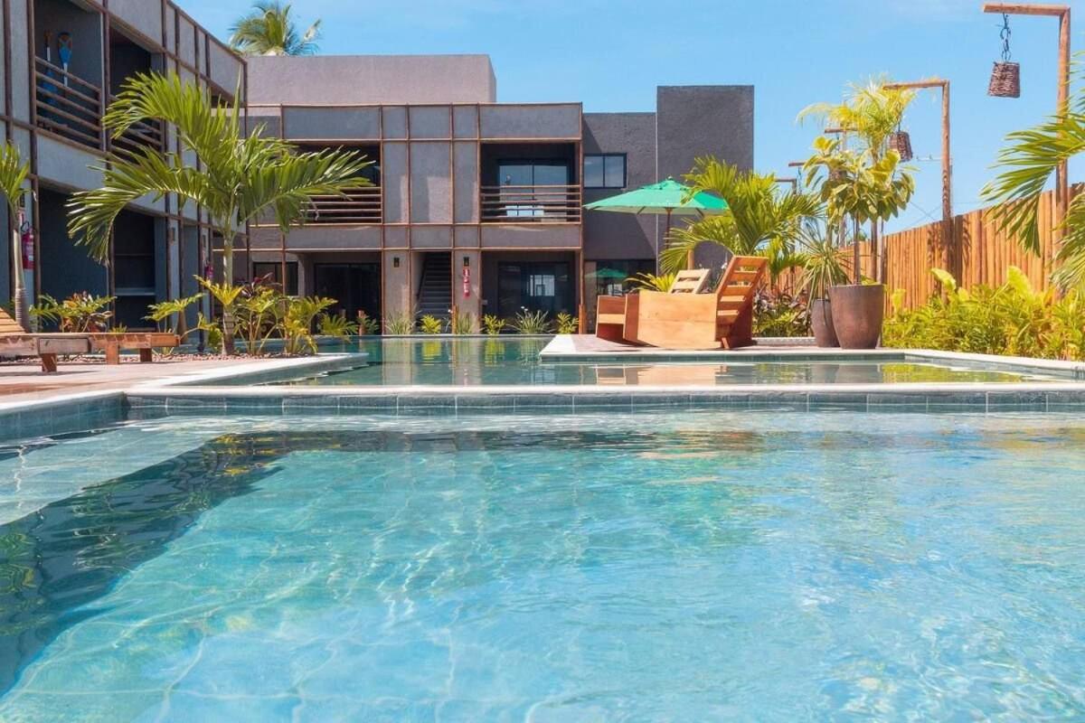 CONDOMINIO GAMBOA - 190 METROS DA PRAIA DO PATACHO