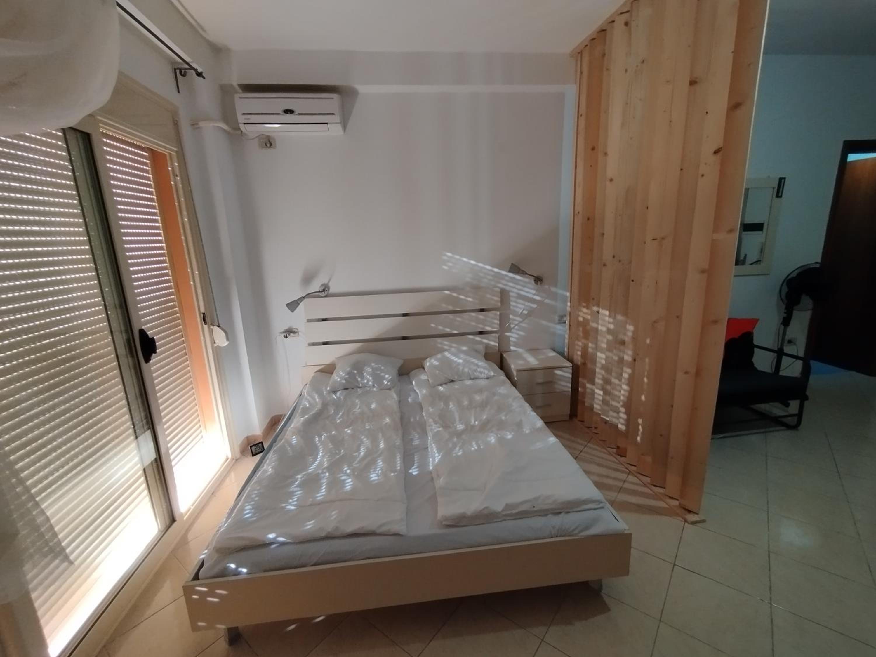 Irek's Vlora lungomare apartments