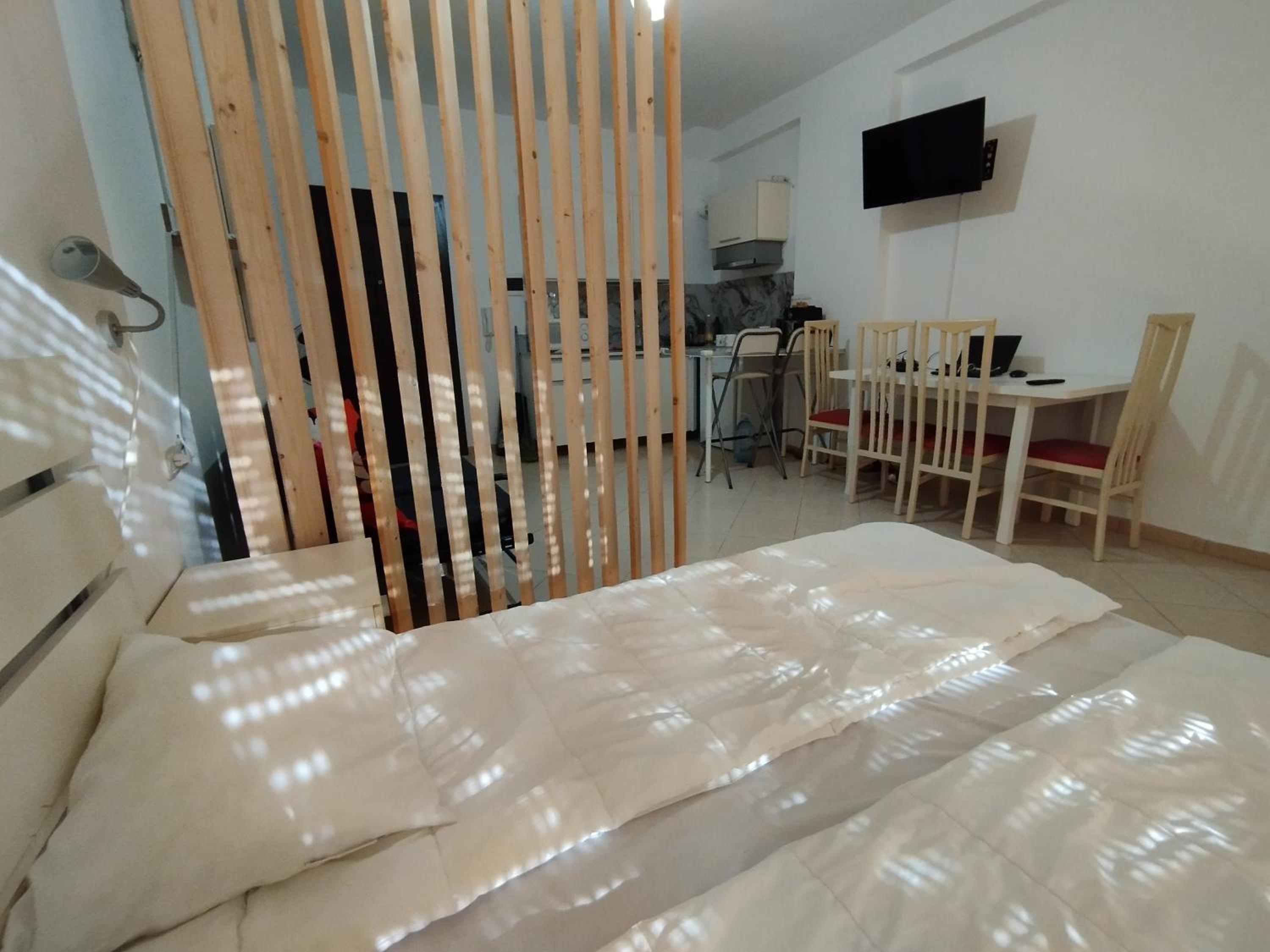 Irek's Vlora lungomare apartments