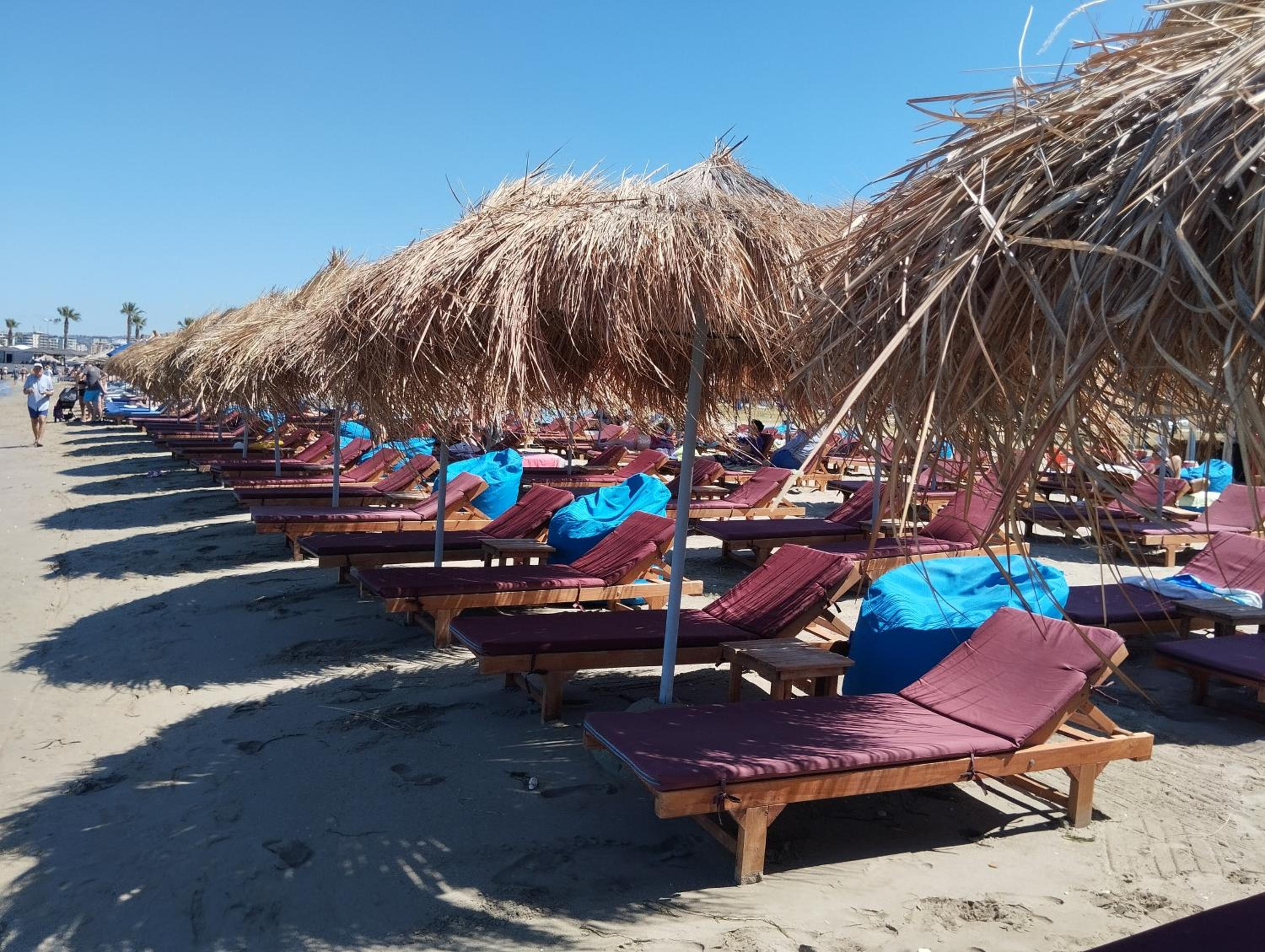 Irek's Vlora lungomare apartments