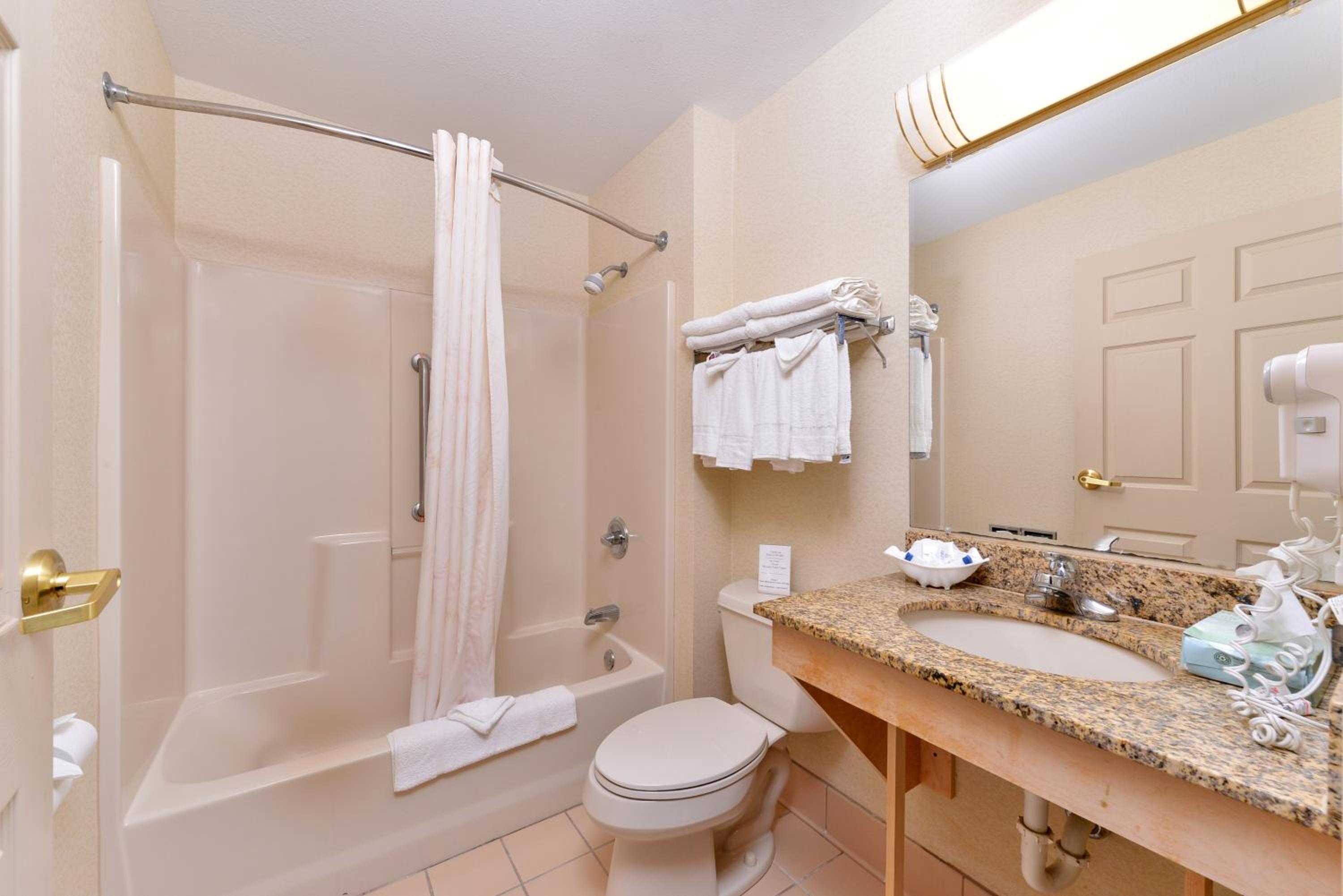 Tower Inn and Suites of Guilford / Madison - Property Image 14