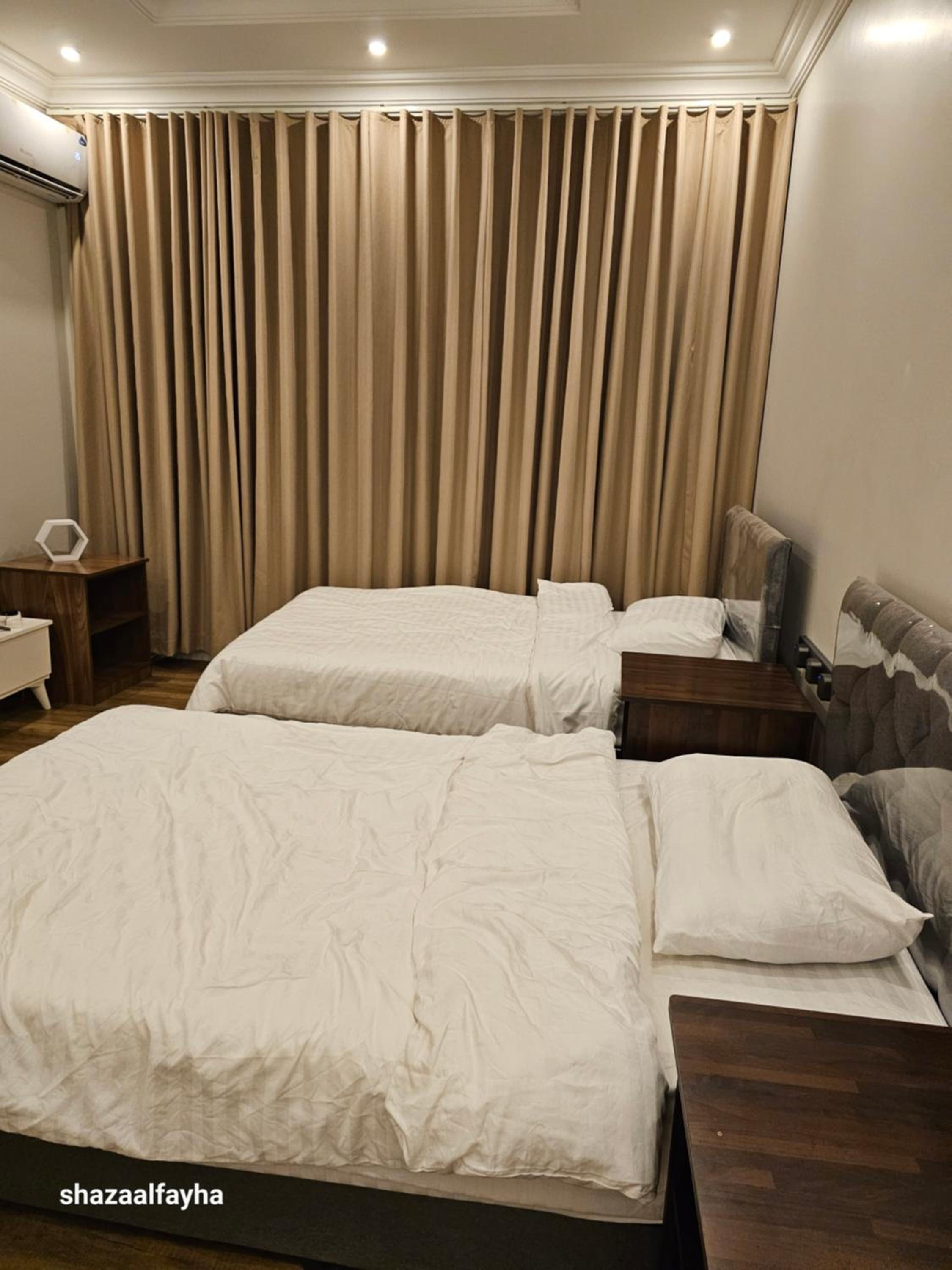 Shaza Al Fayhaa luxury hotel rooms