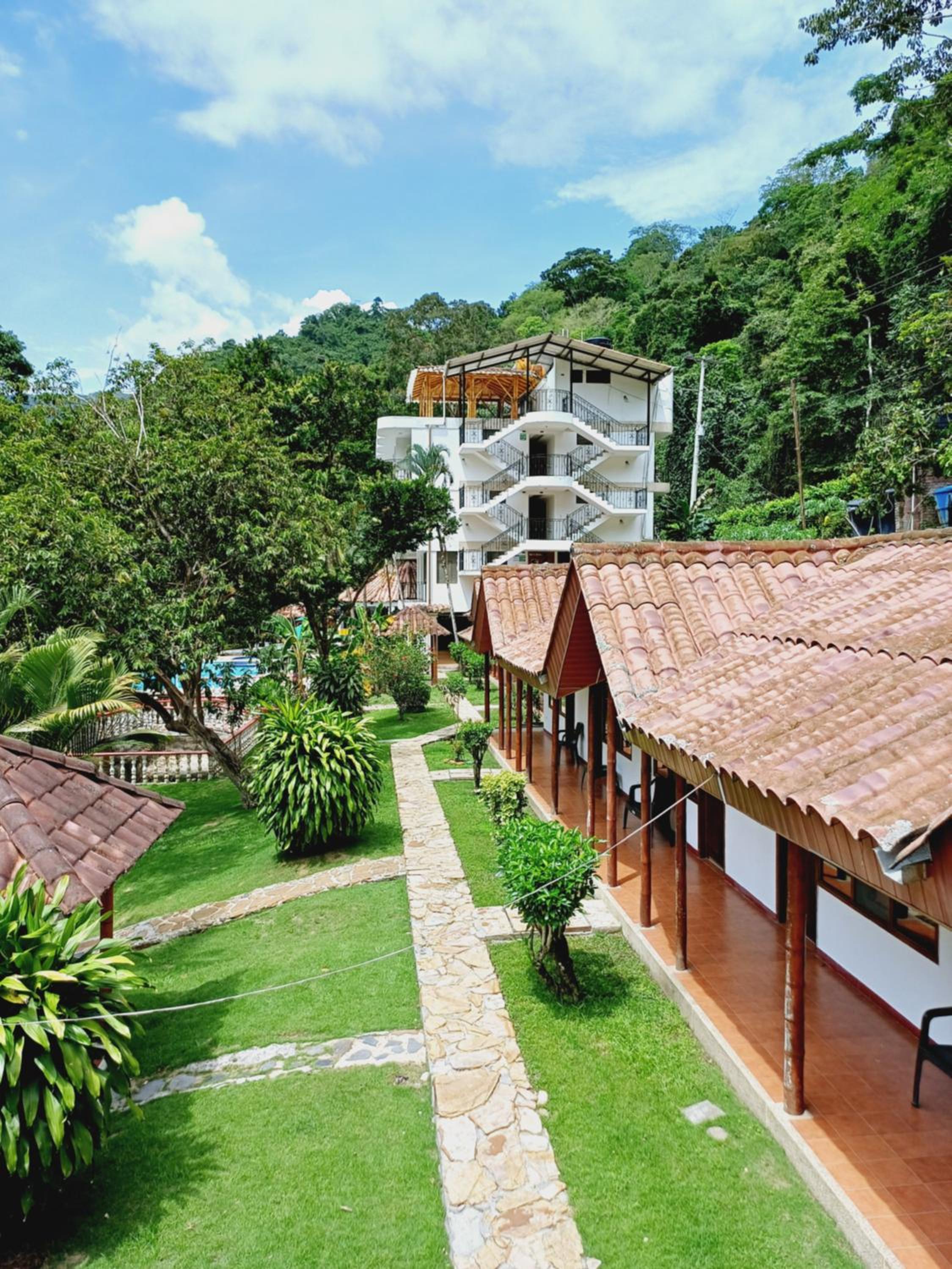 Hotel Campestre La Gaitana - Image 1